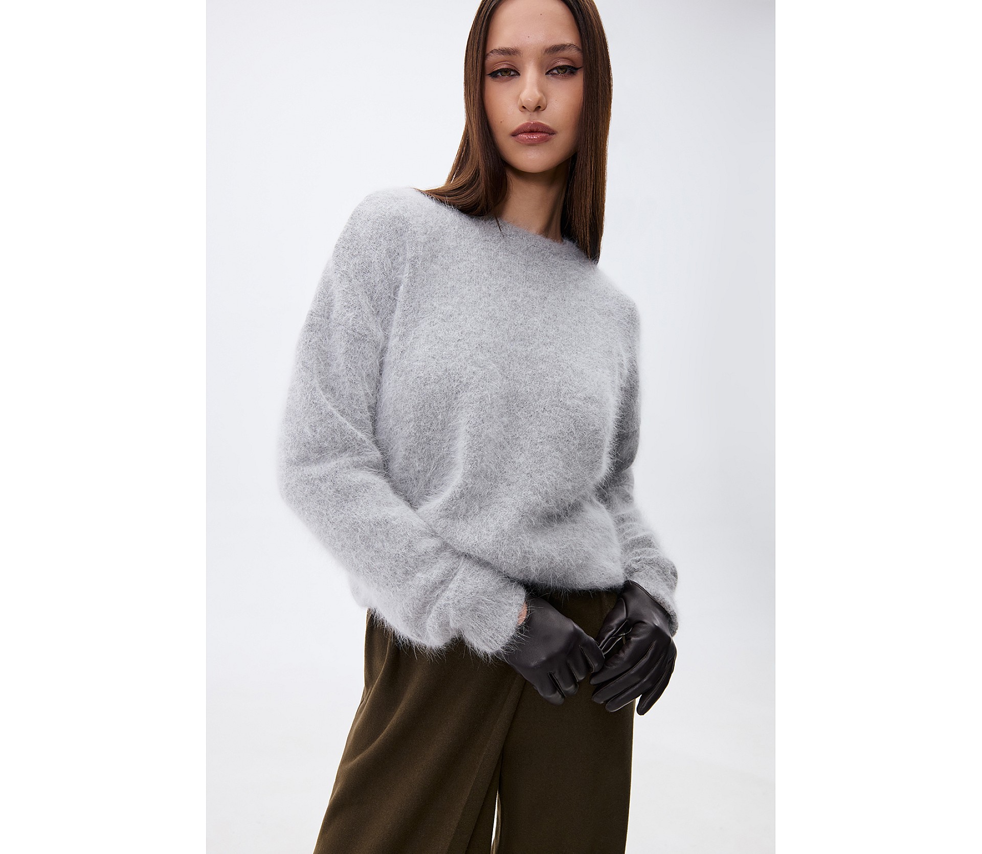 СВЕТР ІЗ ДОДАВАННЯМ АНГОРИ