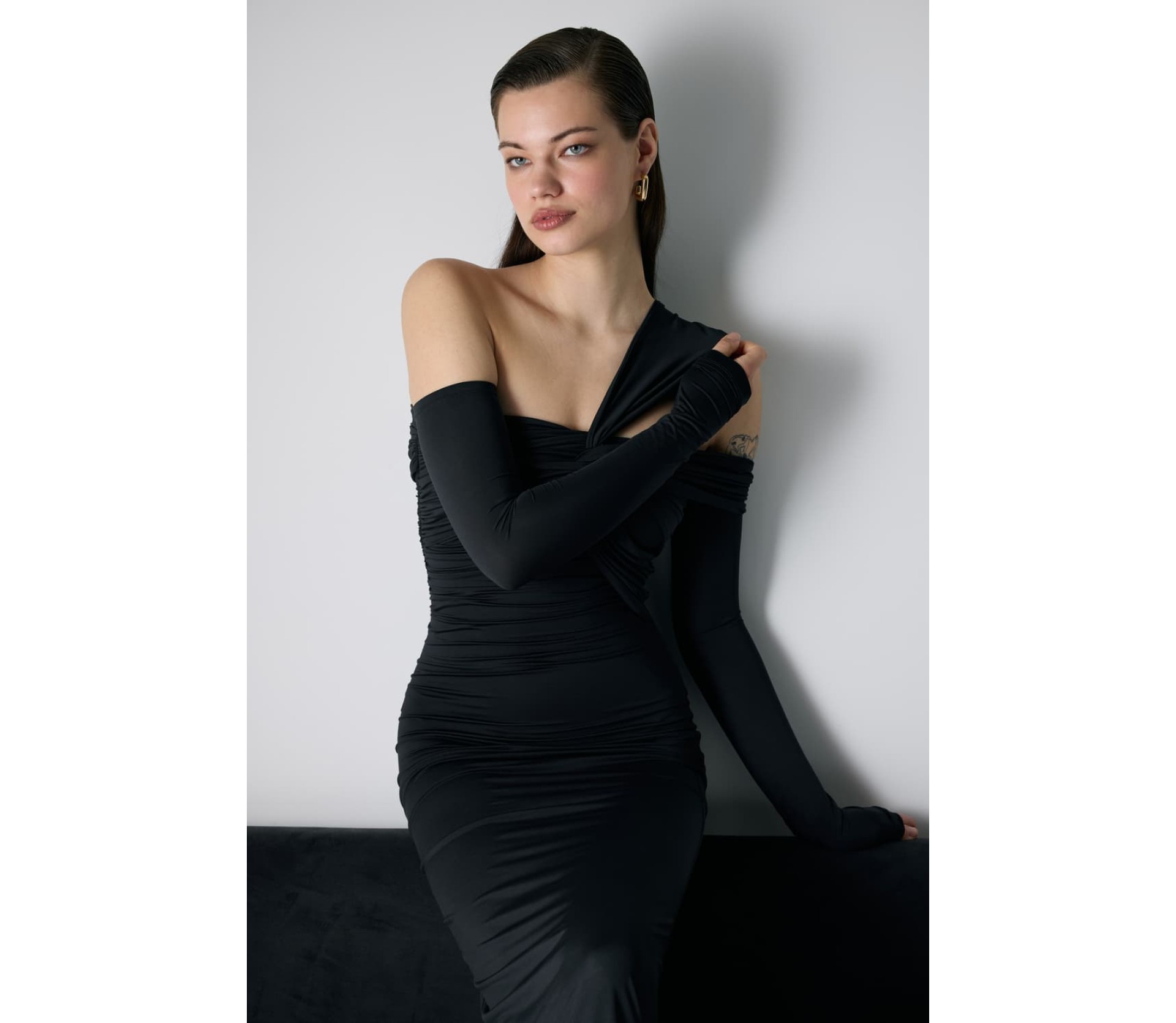 СУКНЯ МАКСІ АСИМЕТРИЧНА