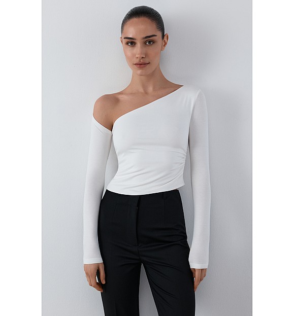 ТОП АСИМЕТРИЧНИЙ