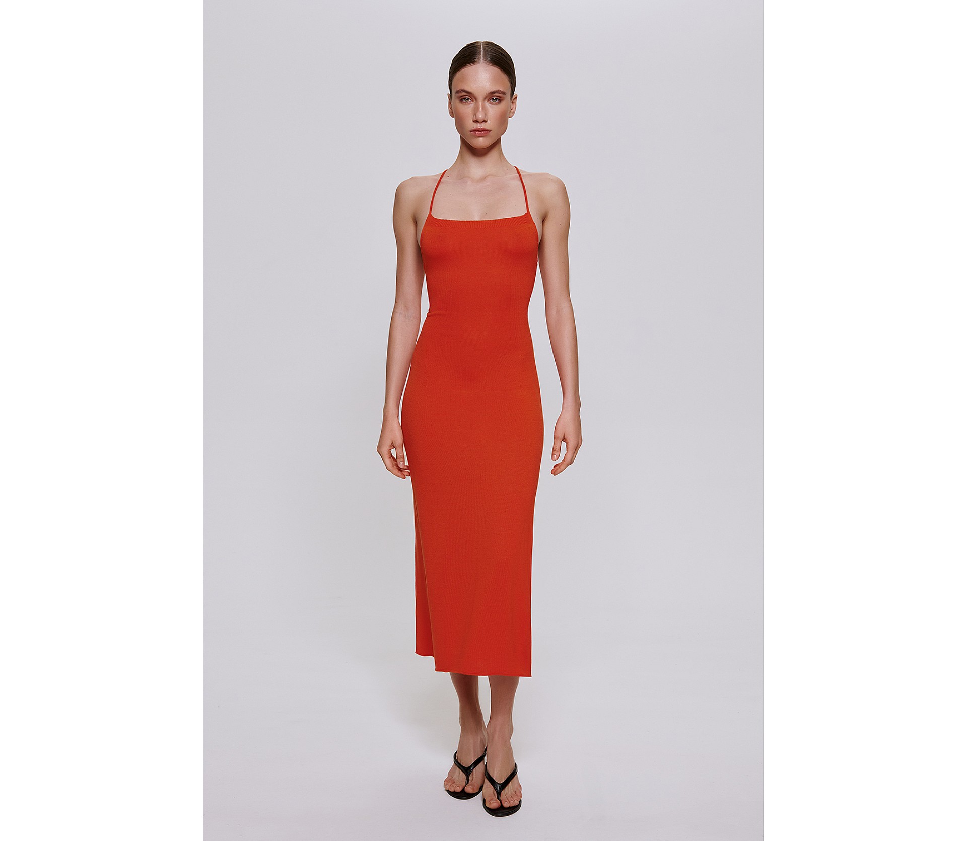 СУКНЯ З ВІДКРИТОЮ СПИНОЮ