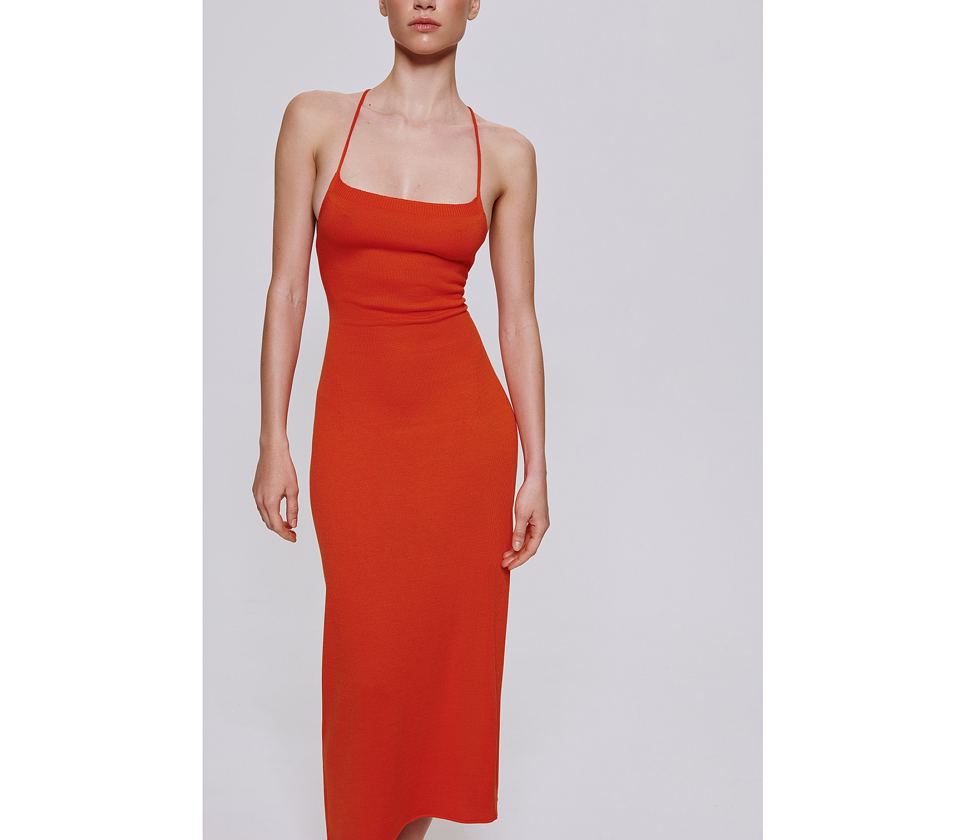 СУКНЯ З ВІДКРИТОЮ СПИНОЮ