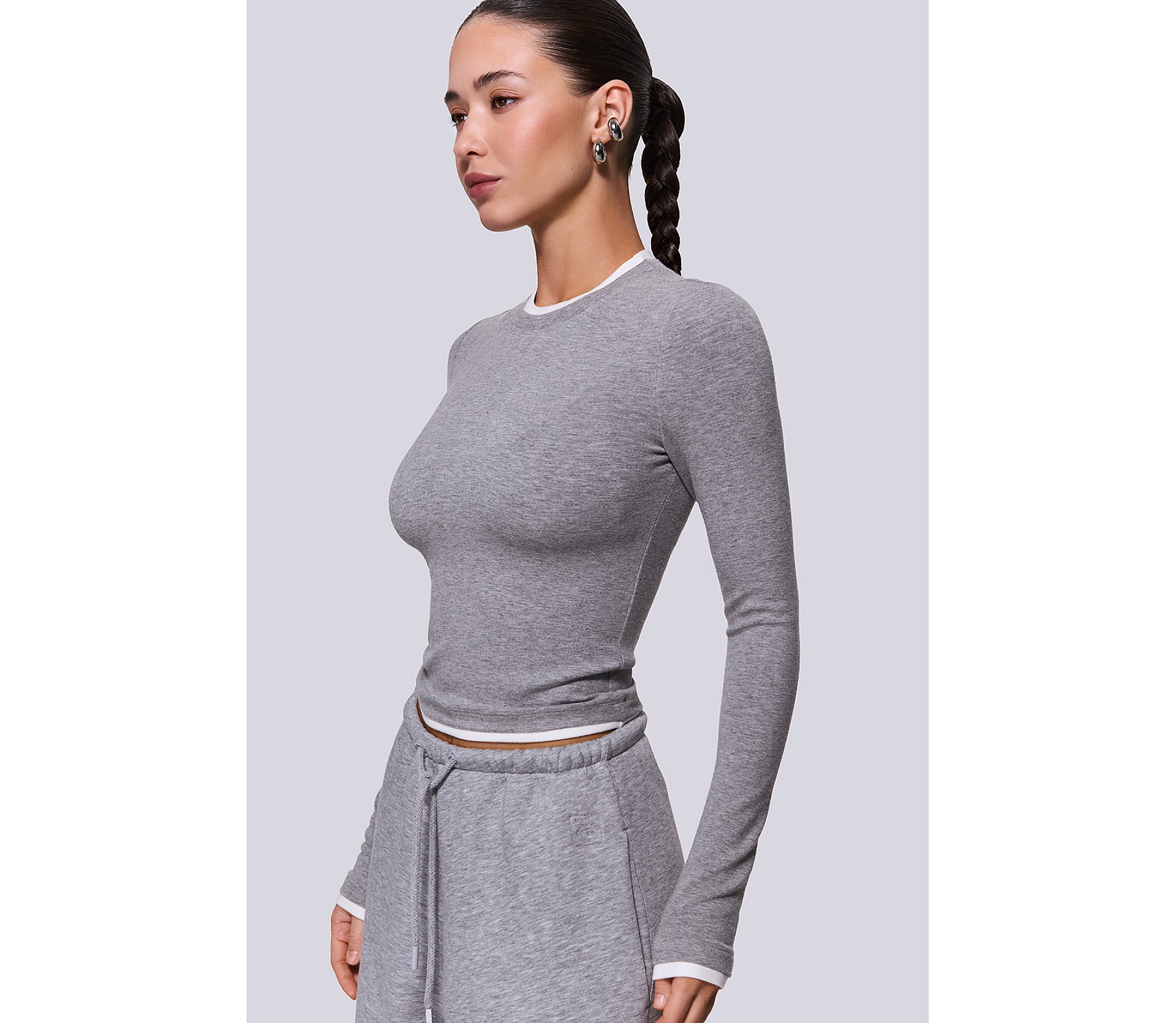 ДЖЕМПЕР З  КОНТРАСТНИМИ ДЕТАЛЯМИ