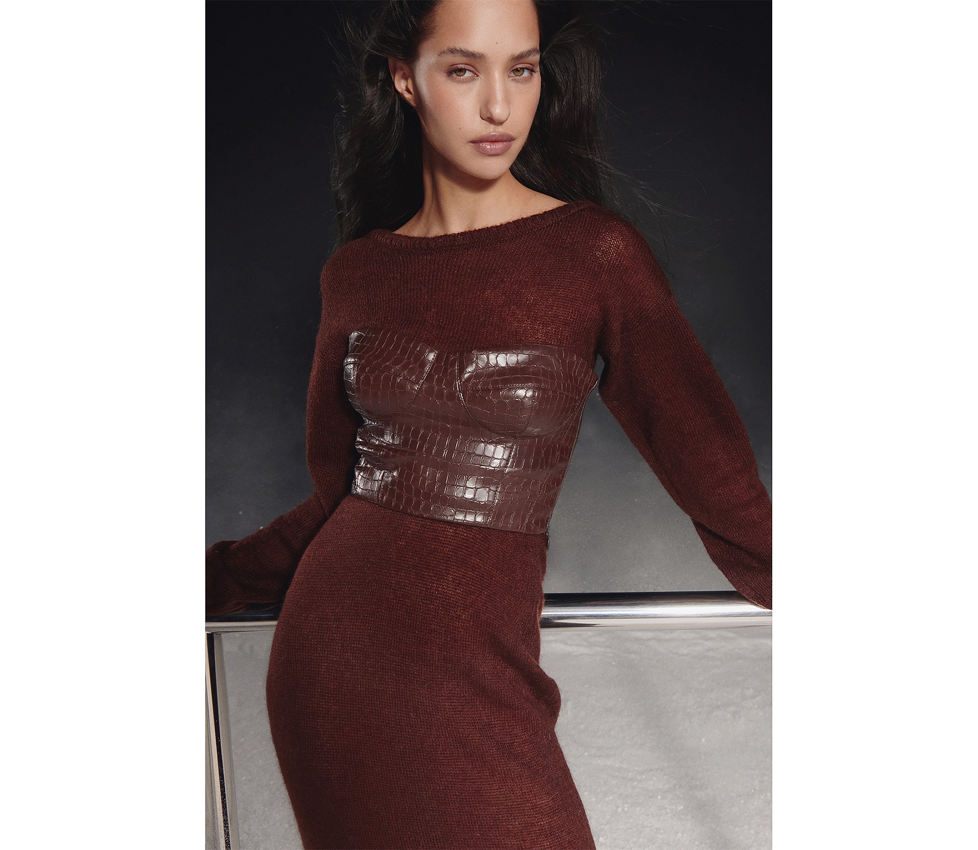 КОРСЕТ З ЕФЕКТОМ КРОКОДИЛА КОРСЕТ З ЕФЕКТОМ КРОКОДИЛА