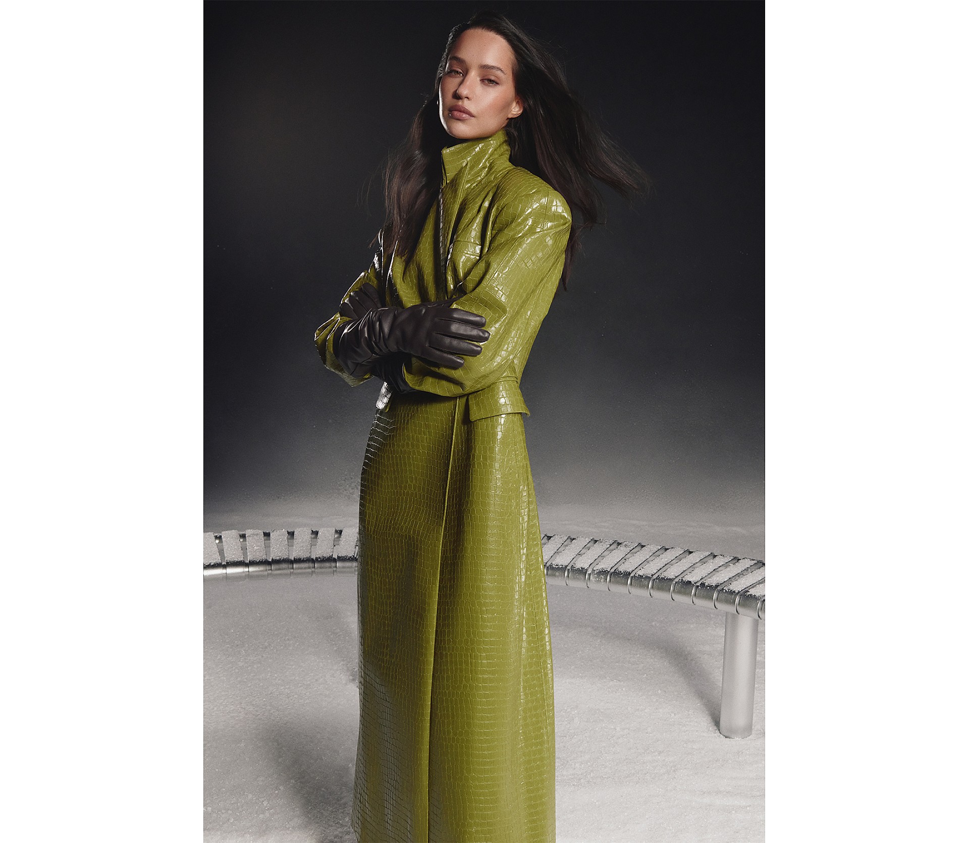 ПАЛЬТО ПРИТАЛЕНЕ З ЕФЕКТОМ КРОКОДИЛА ПАЛЬТО ПРИТАЛЕНЕ З ЕФЕКТОМ КРОКОДИЛА