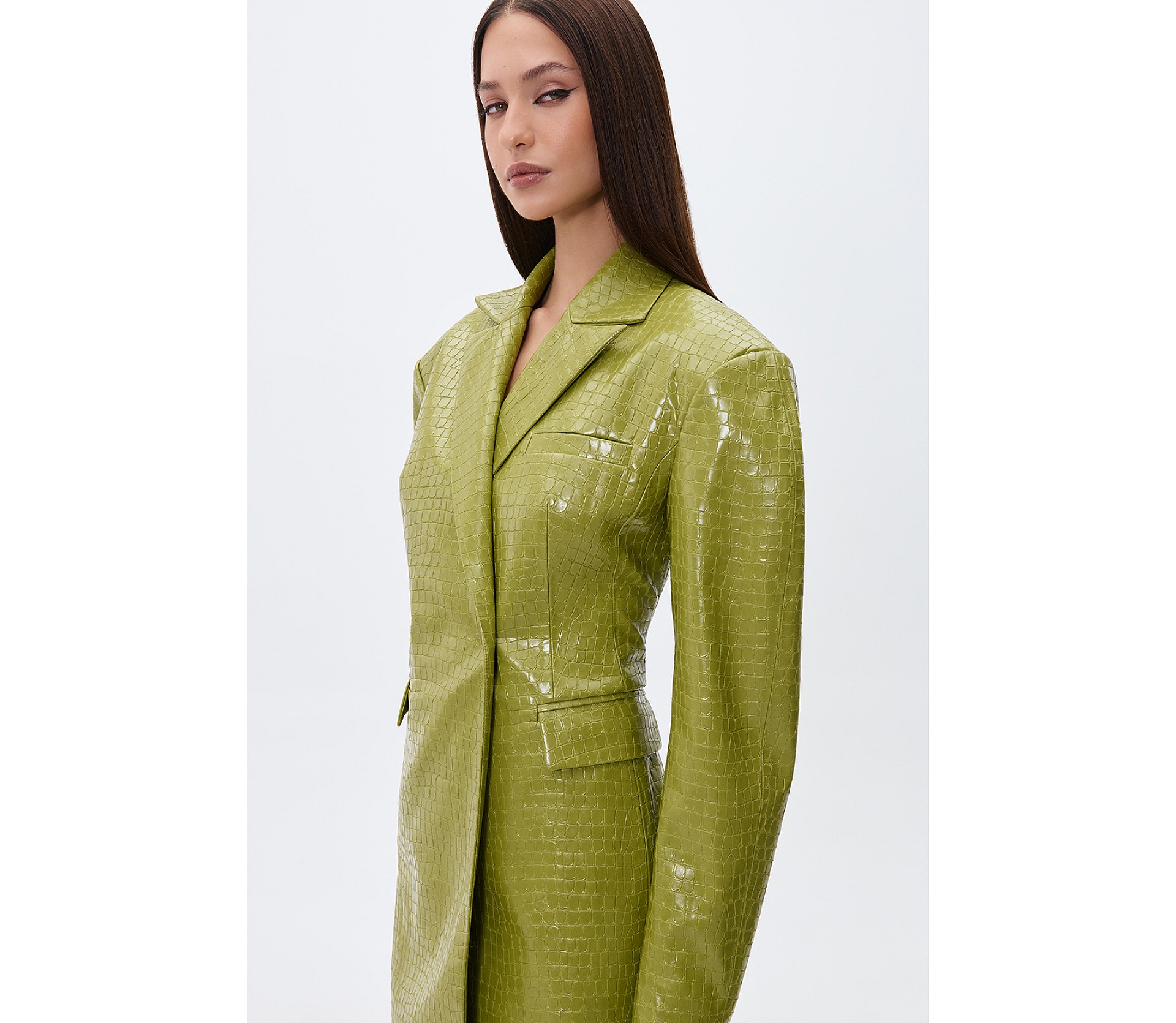 ПАЛЬТО ПРИТАЛЕНЕ З ЕФЕКТОМ КРОКОДИЛА ПАЛЬТО ПРИТАЛЕНЕ З ЕФЕКТОМ КРОКОДИЛА