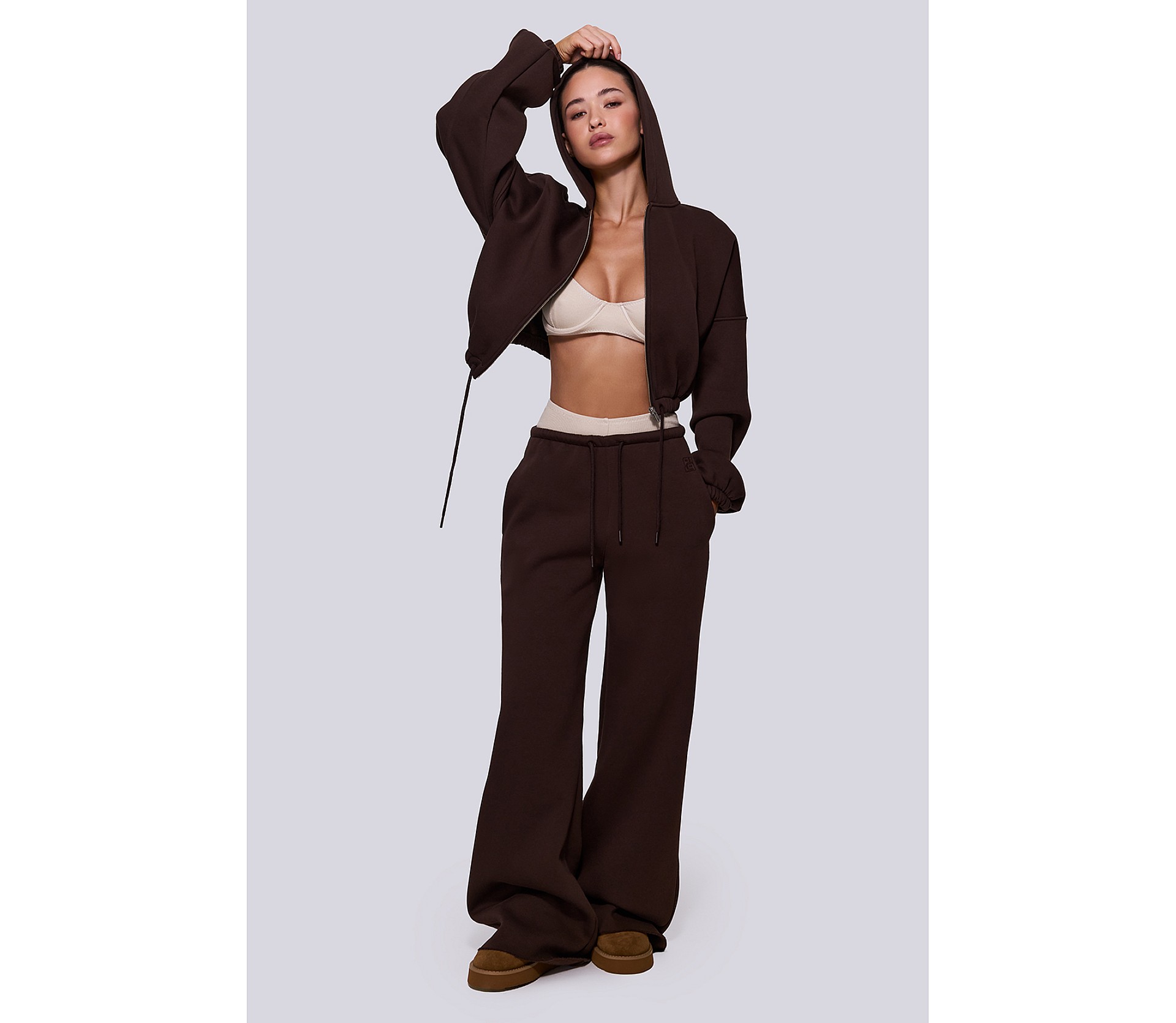 ХУДІ УТЕПЛЕНЕ НА БЛИСКАВЦІ