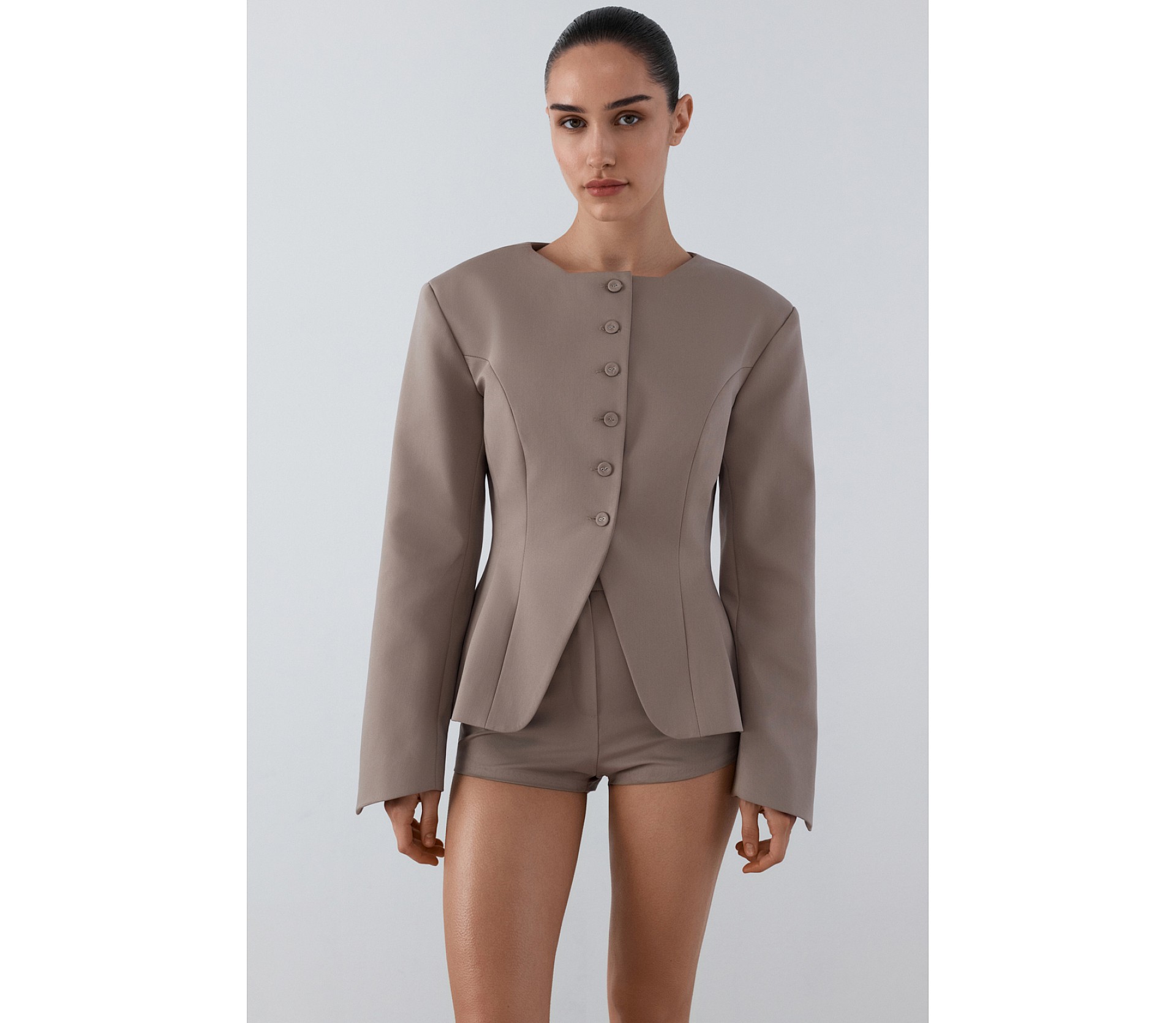 БЛЕЙЗЕР БЕЗ КОМІРА