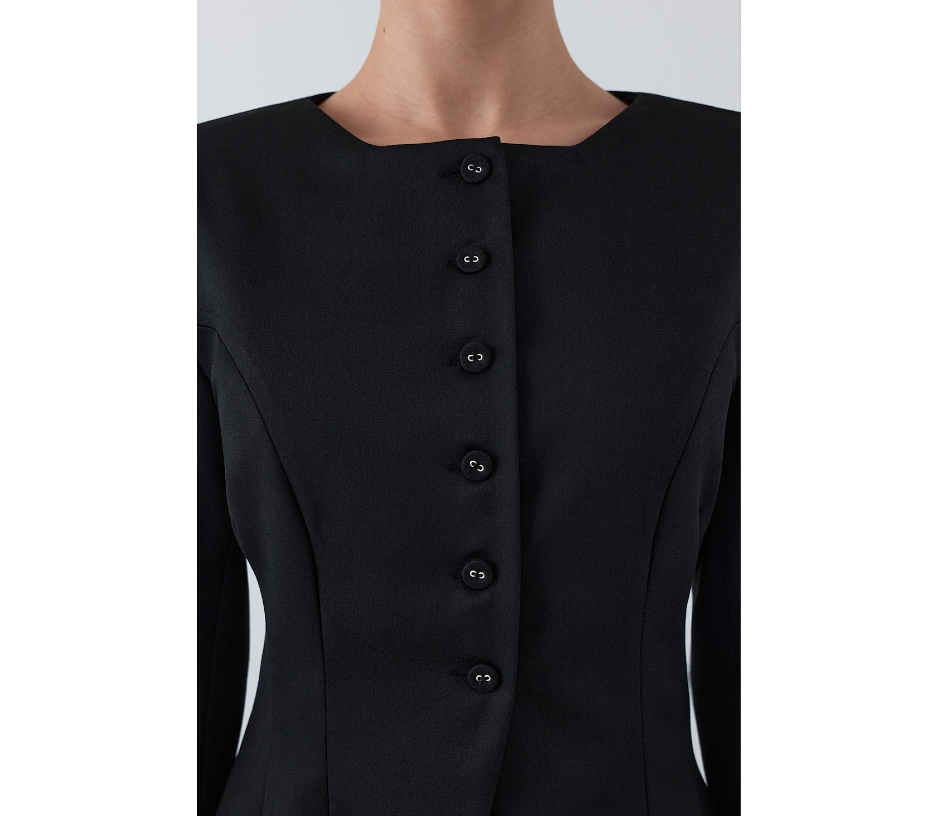 БЛЕЙЗЕР БЕЗ КОМІРА