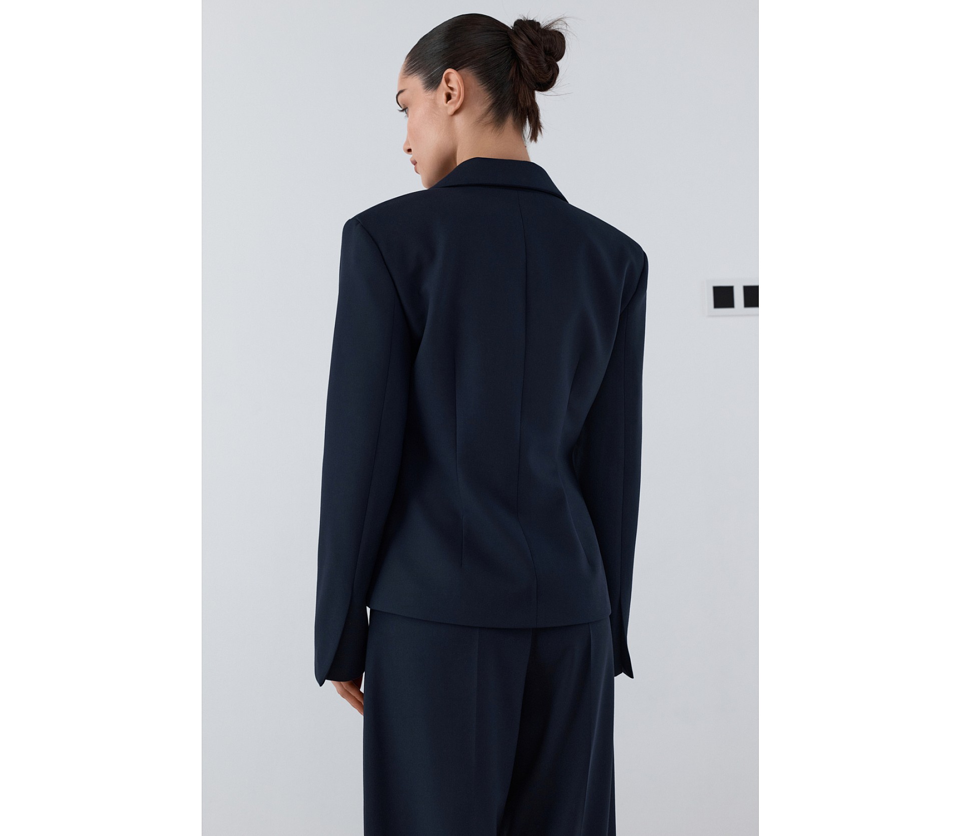 БЛЕЙЗЕР ПРИТАЛЕНИЙ