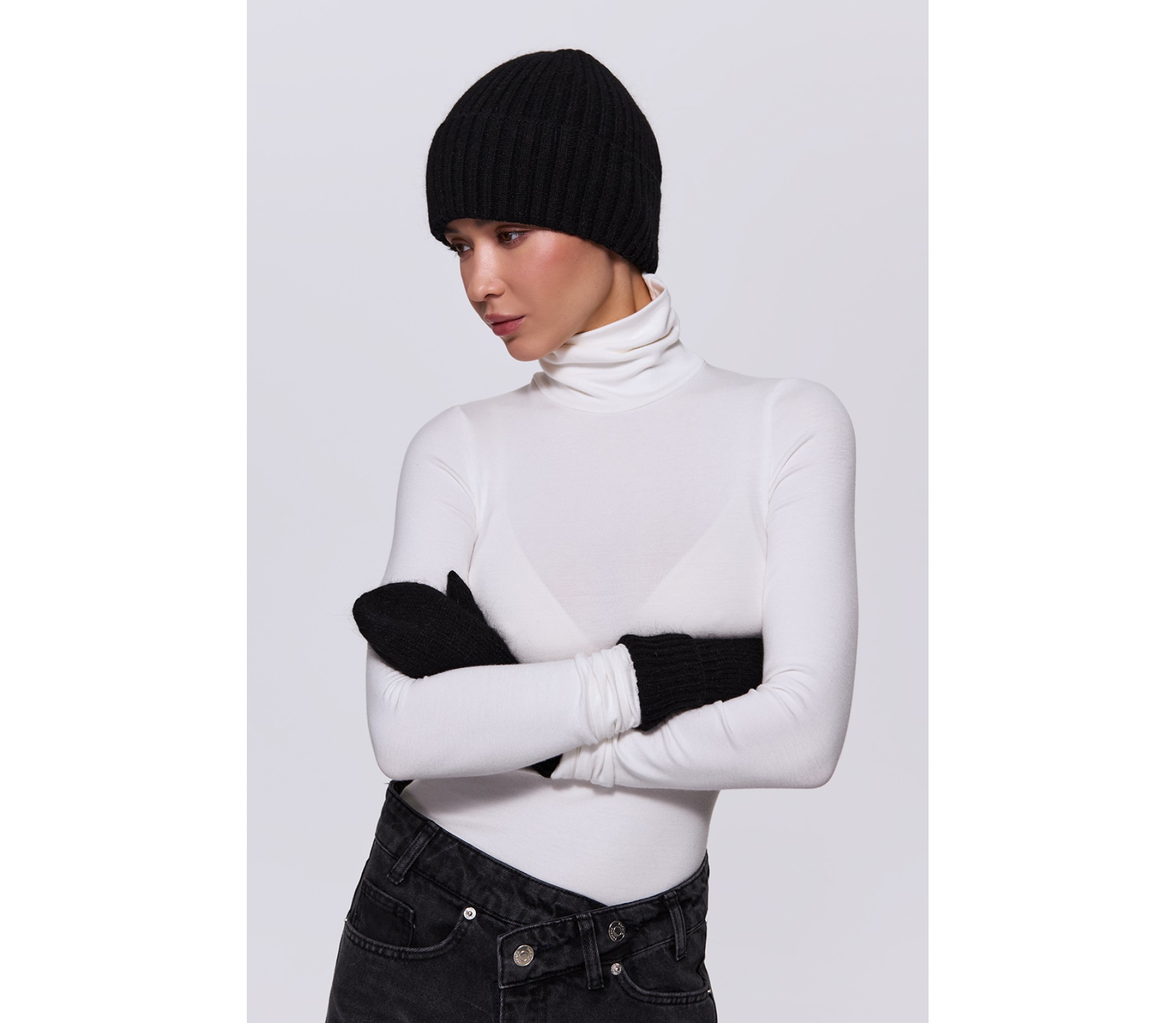 ШАПКА З ДОДАВАННЯМ АНГОРИ