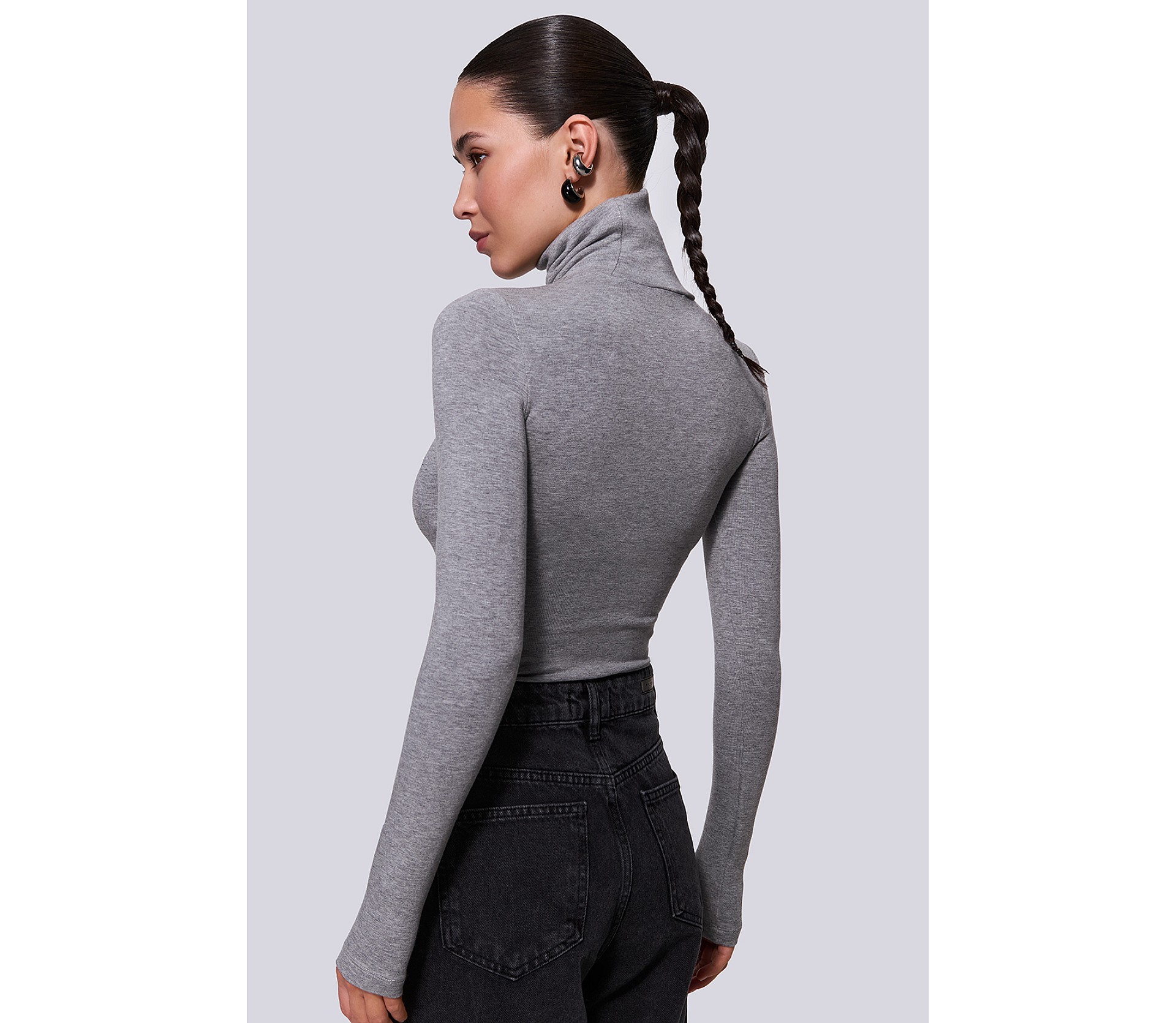 БОДІ З ВИСОКИМ КОМІРОМ