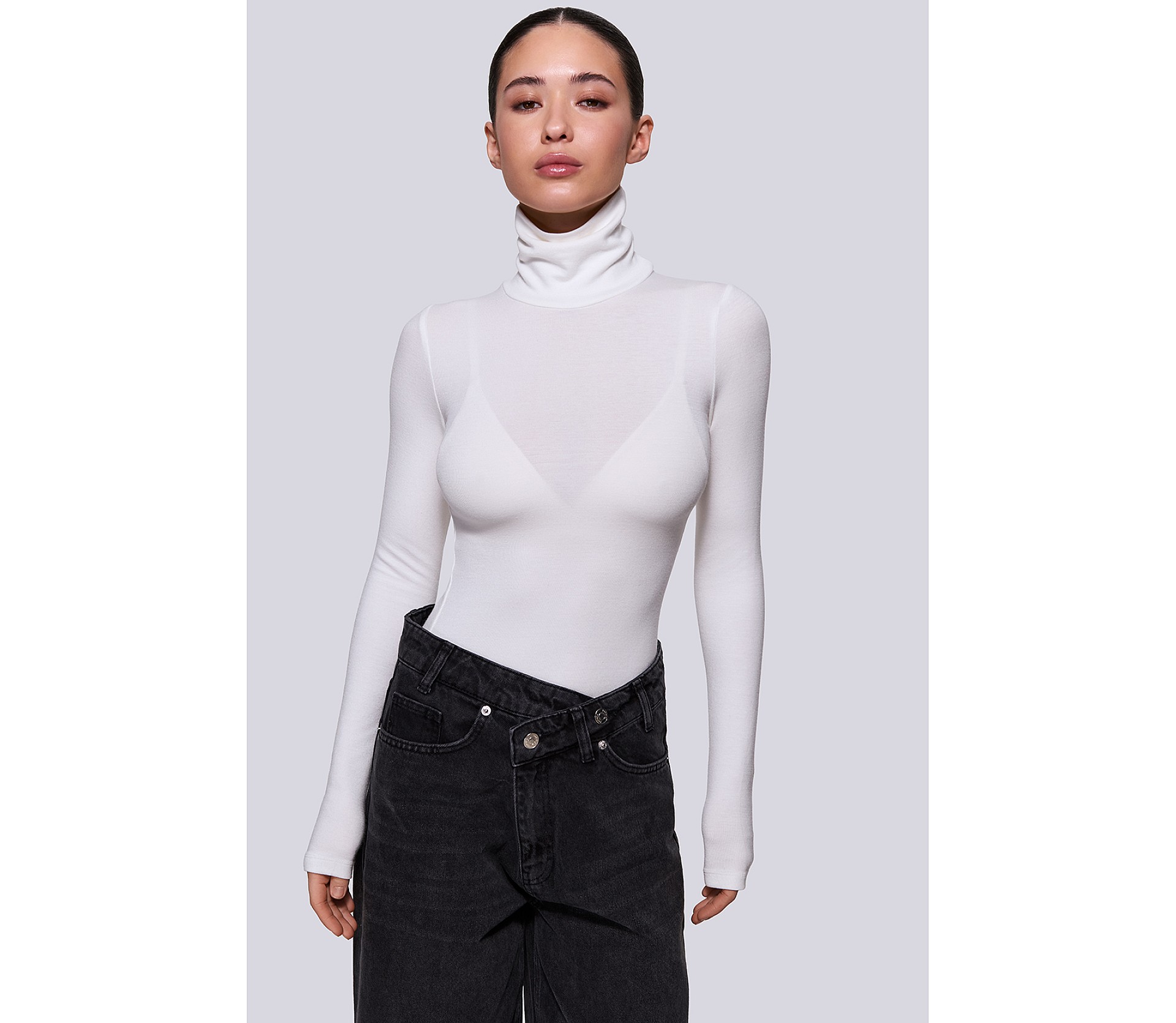 БОДІ З ВИСОКИМ КОМІРОМ