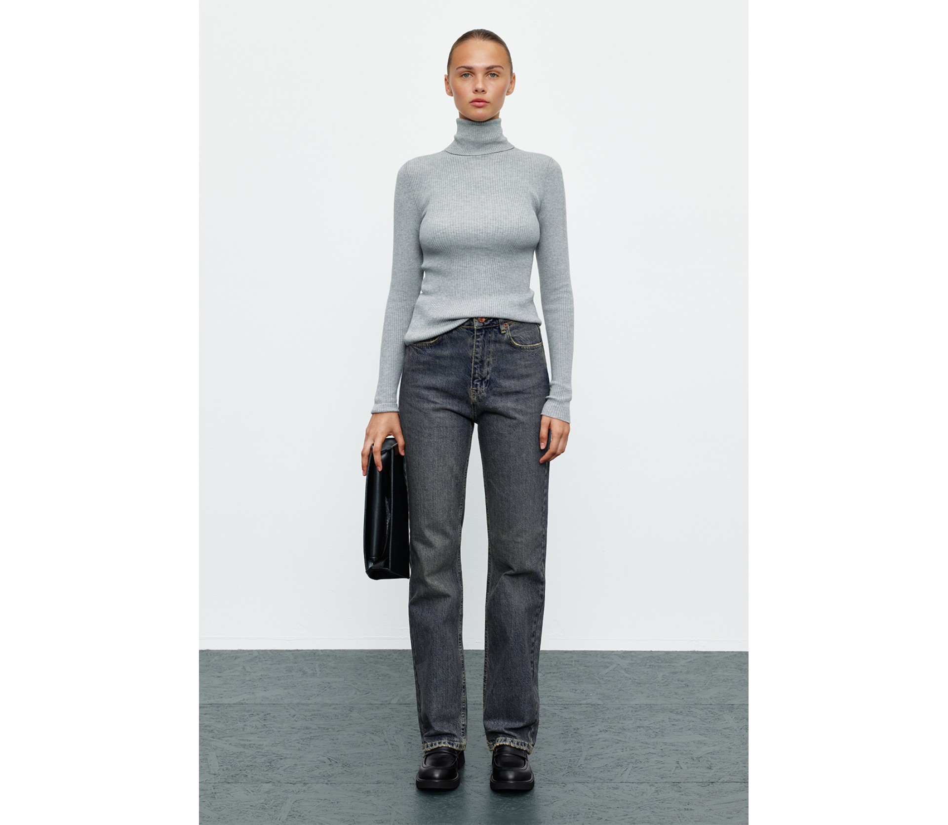 ДЖИНСИ З ВИСОКОЮ ТАЛІЄЮ