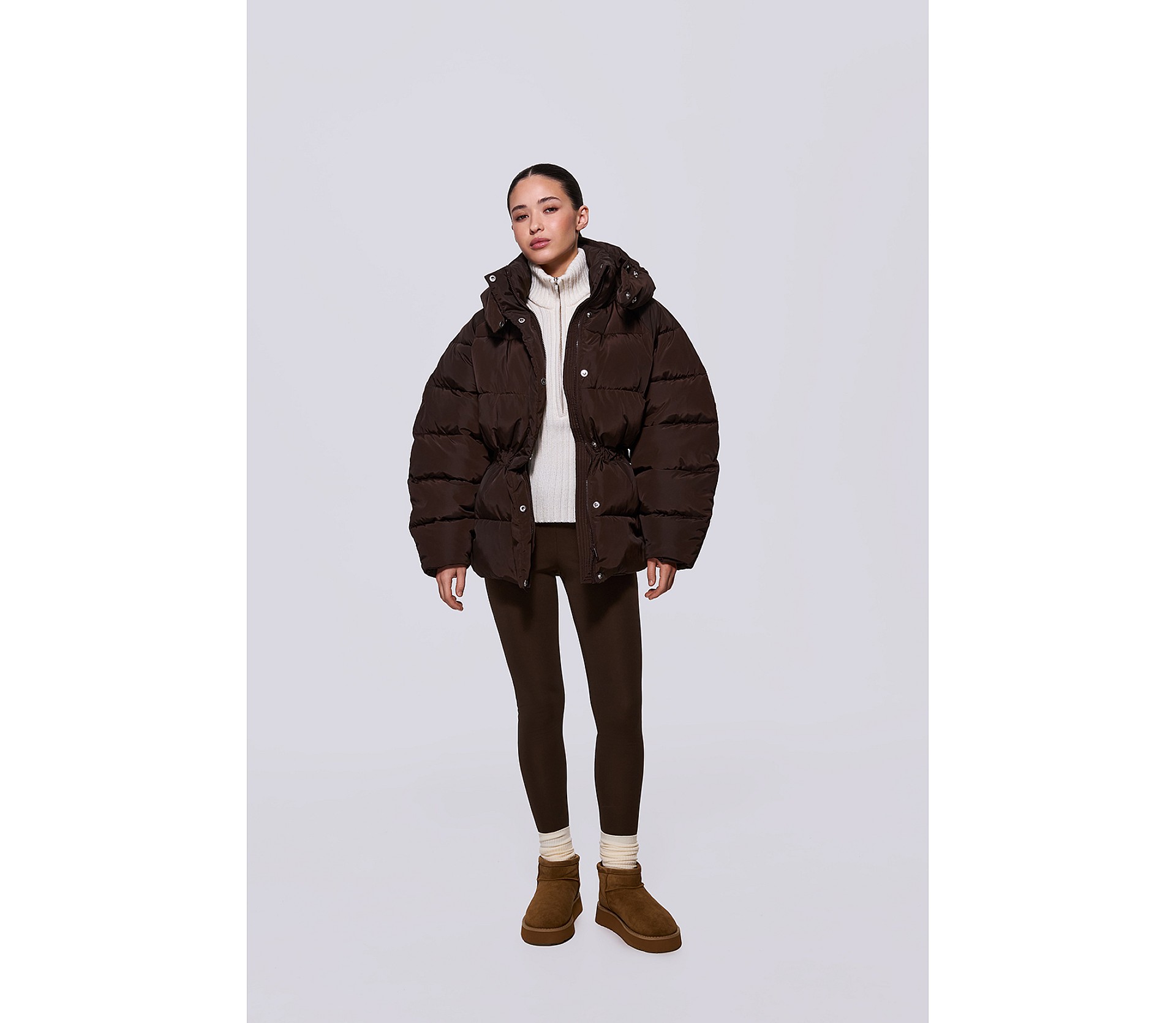 КУРТКА ІЗ ЗАВ'ЯЗКАМИ НА ТАЛІЇ