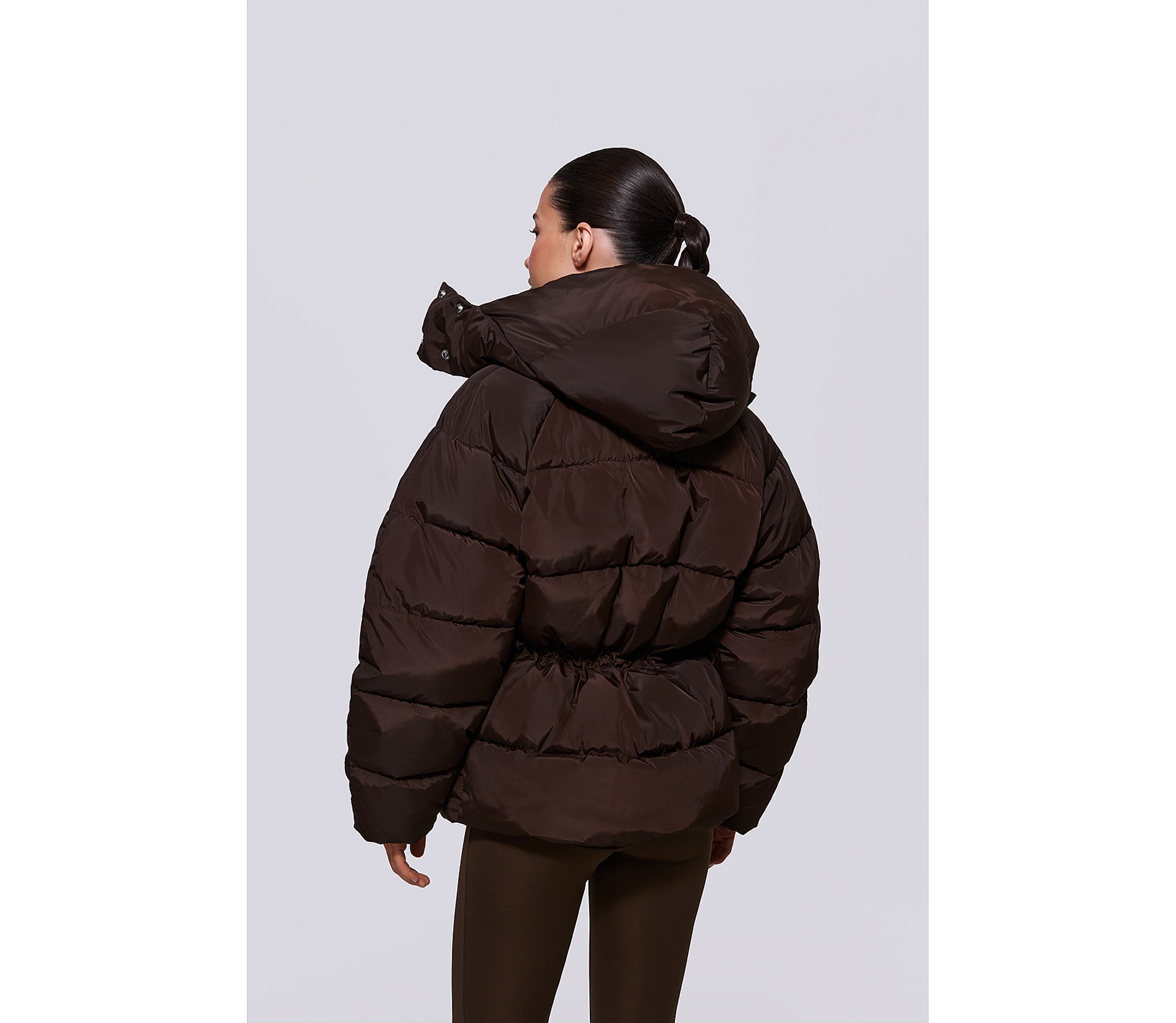 КУРТКА ІЗ ЗАВ'ЯЗКАМИ НА ТАЛІЇ