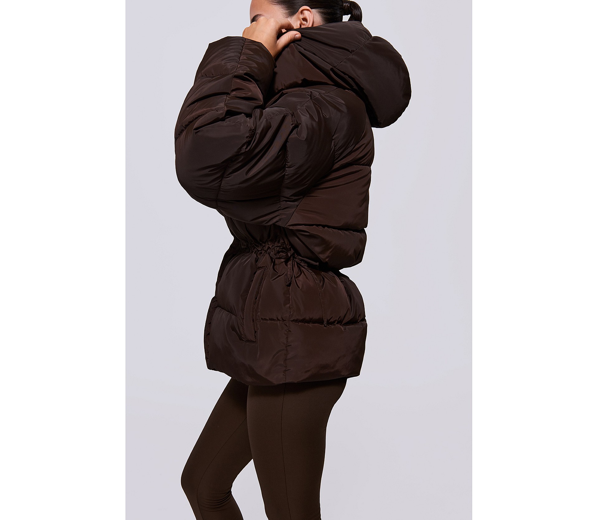 КУРТКА ІЗ ЗАВ'ЯЗКАМИ НА ТАЛІЇ