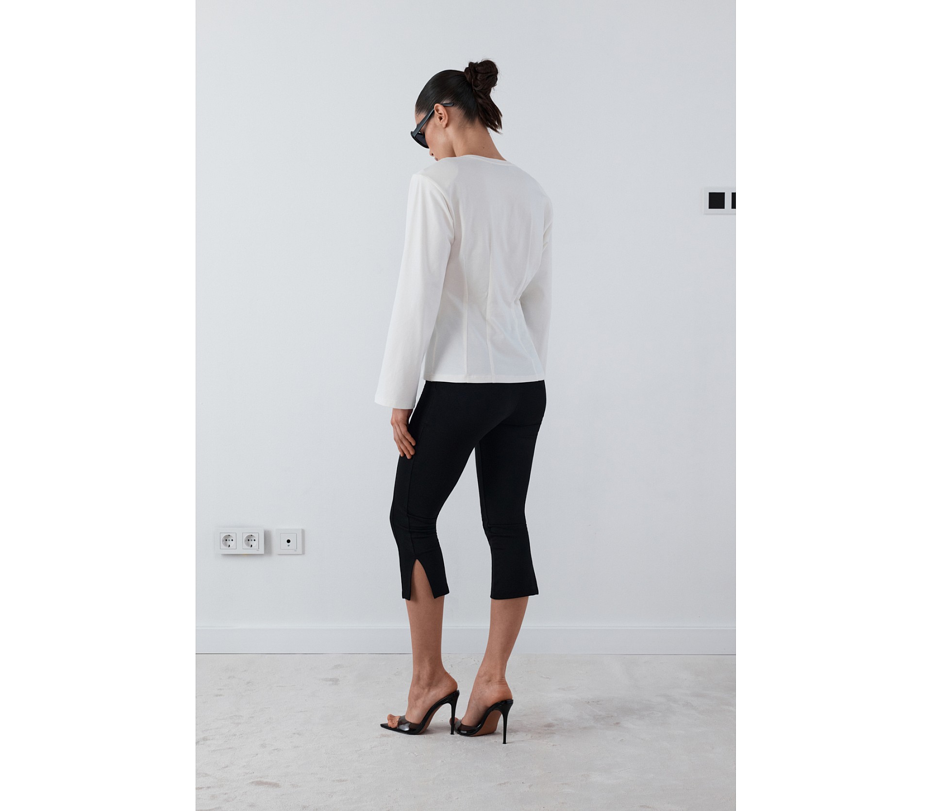 КАПРІ ІЗ РОЗРІЗАМИ