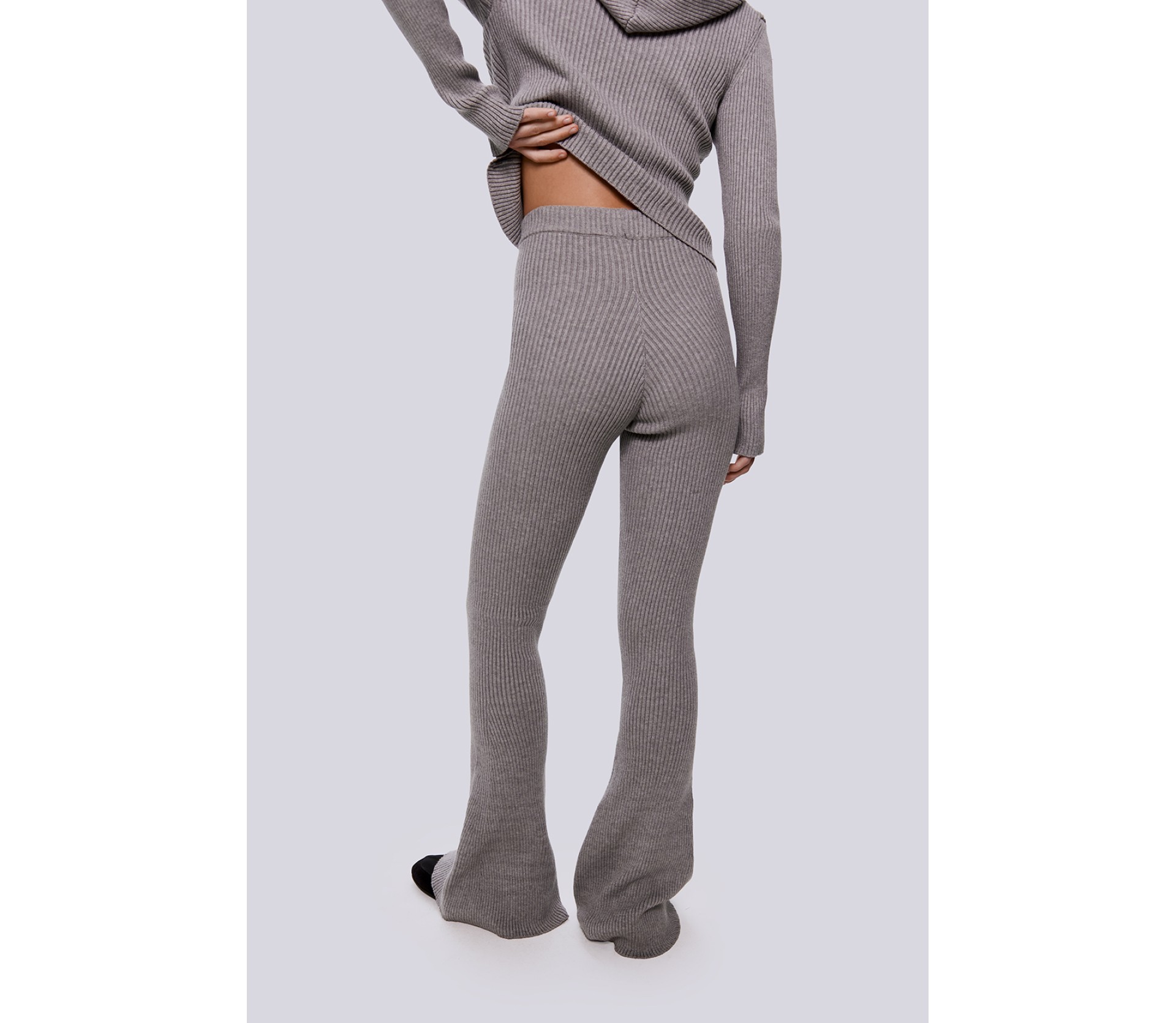 ШТАНИ КЛЬОШ