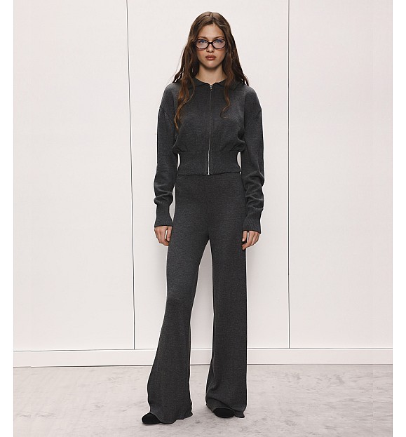 ШТАНИ З ТОНКОЇ В'ЯЗКИ