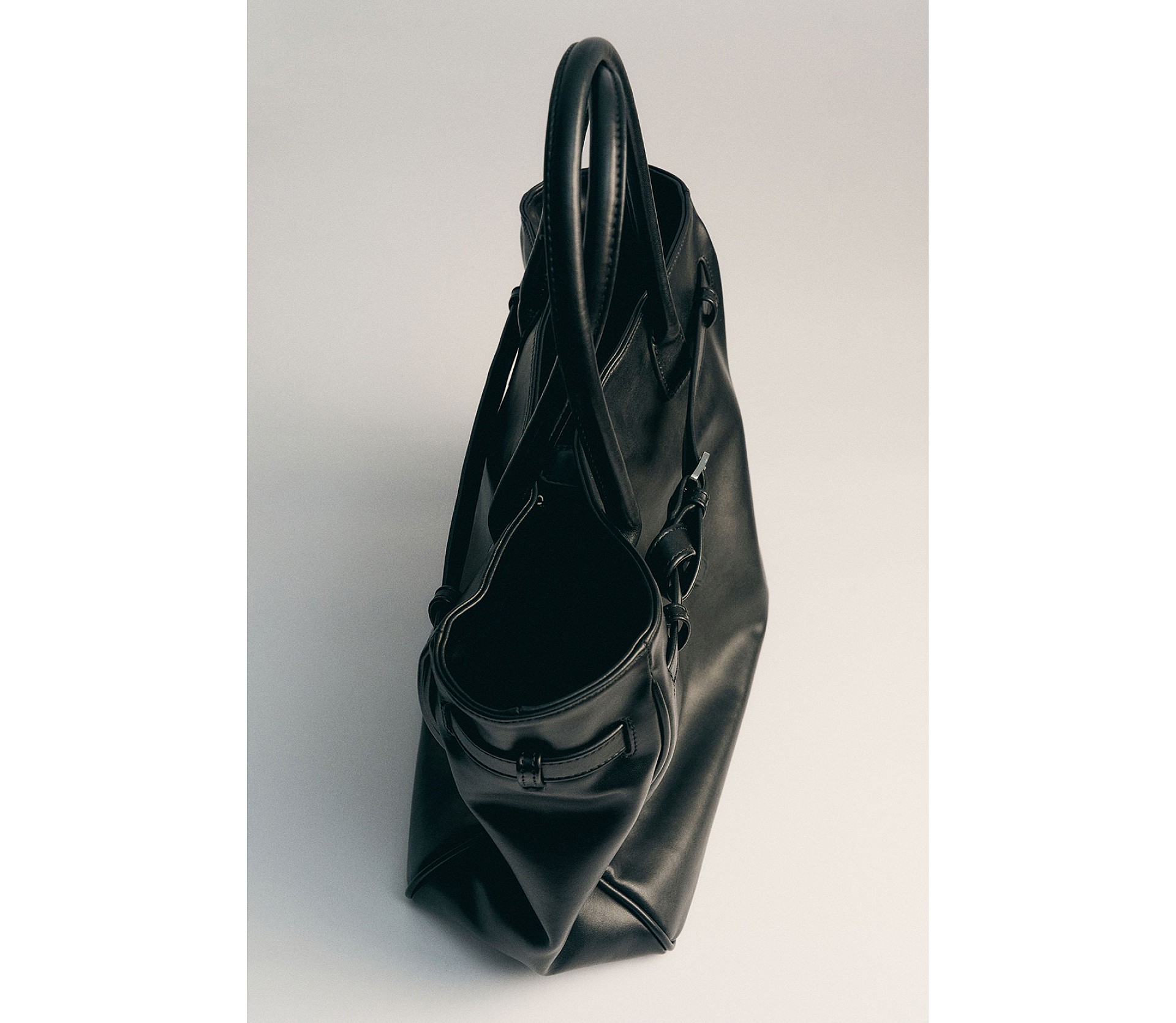 СУМКА ТОТЕ ІЗ РЕМІНЦЕМ