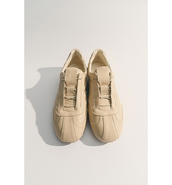 КРОСІВКИ ШКІРЯНІ НА ТОНКІЙ ПІДОШВІ