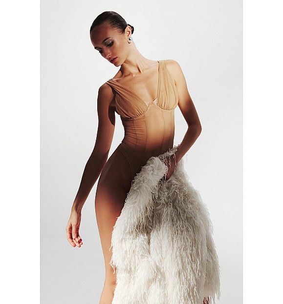 БОДІ З КОРСЕТНИМ ЕФЕКТОМ