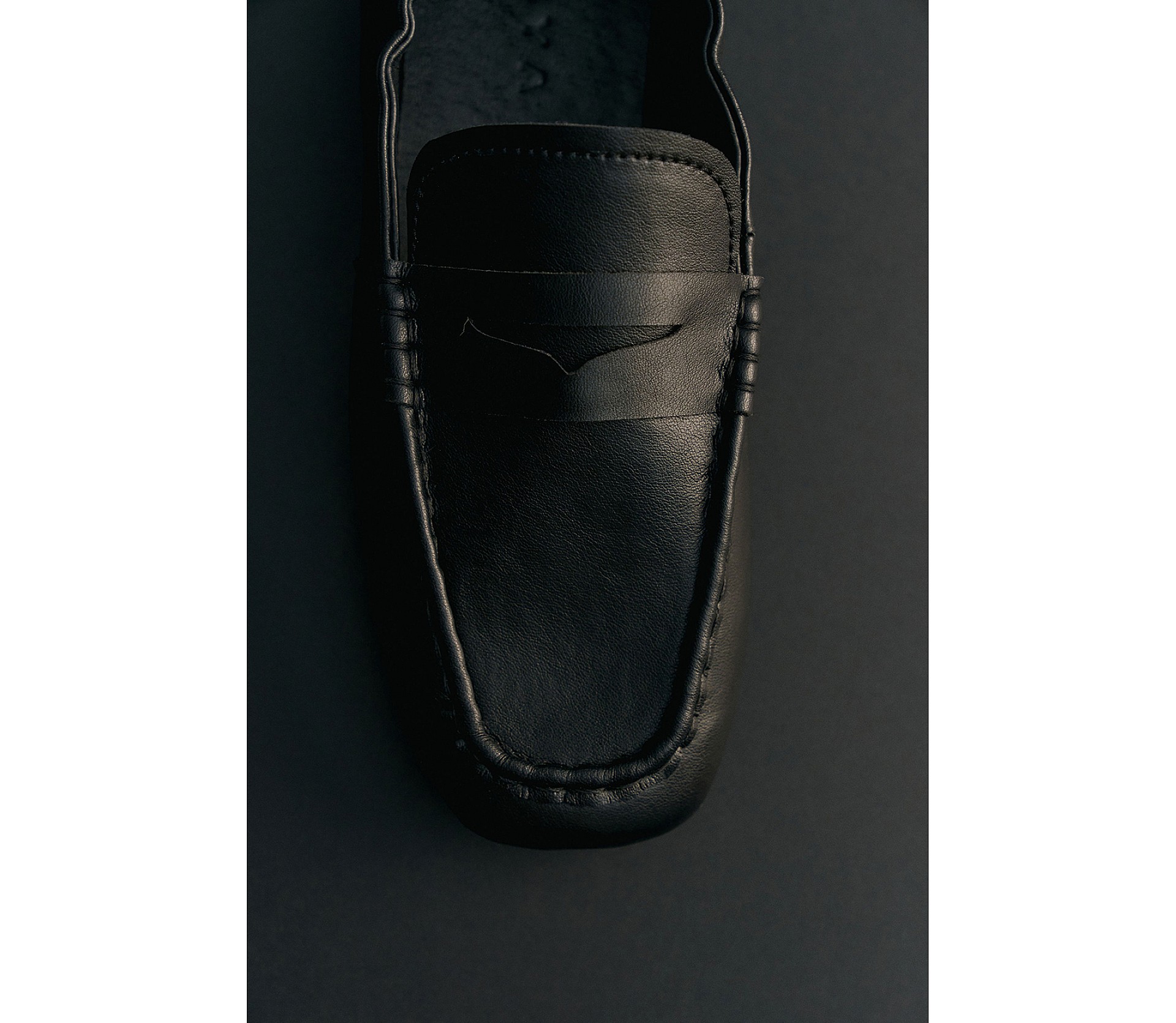 МОКАСИНИ З КВАДРАТНИМ НОСКОМ