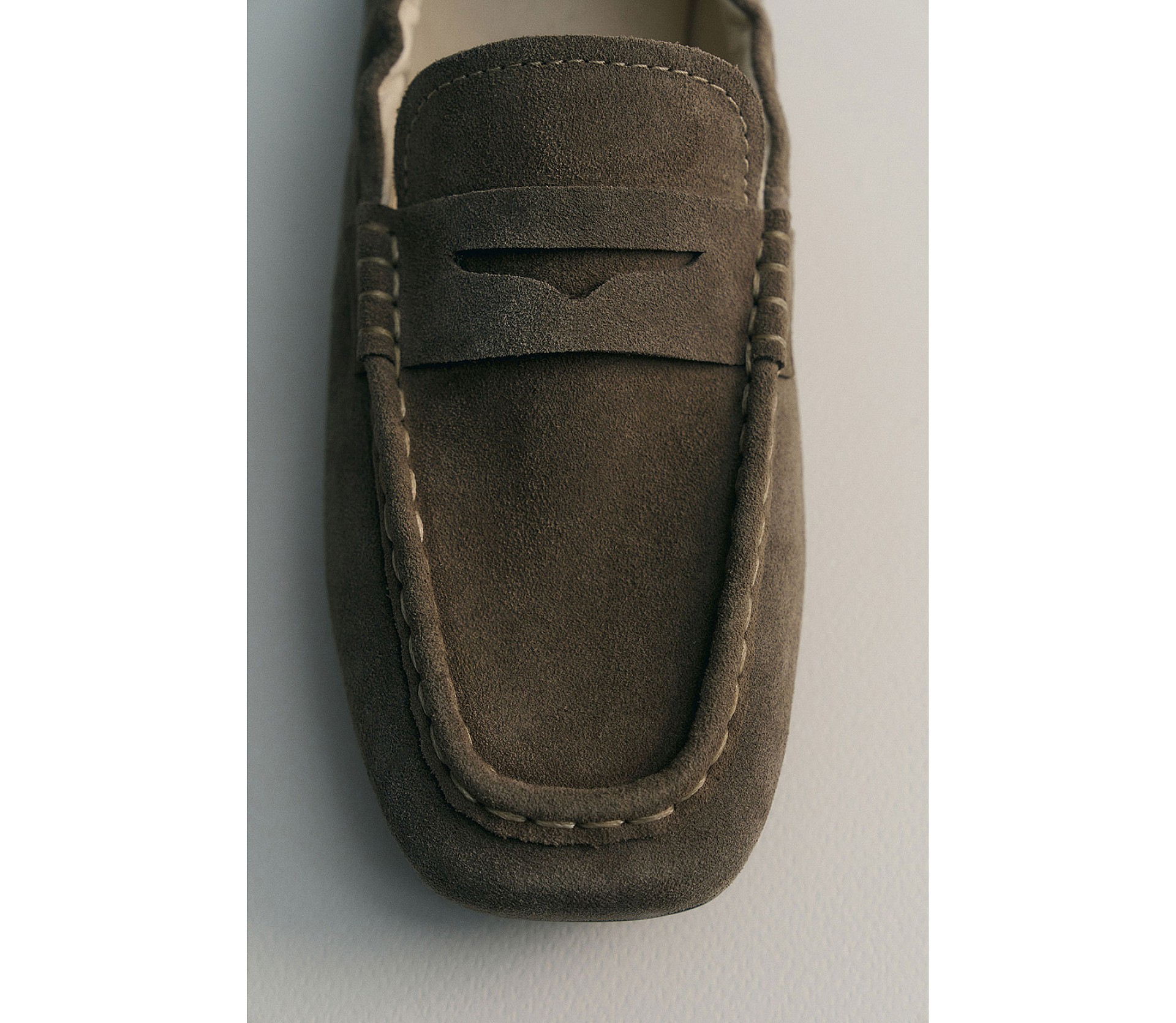 МОКАСИНИ З КВАДРАТНИМ НОСКОМ