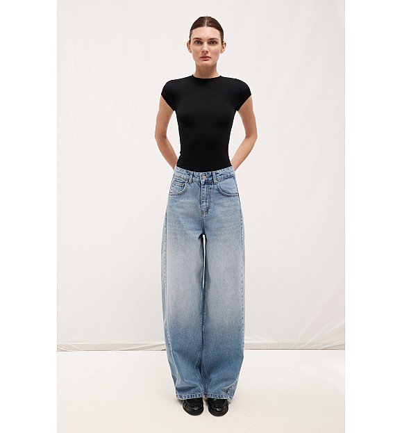 ФУТБОЛКА ПРИТАЛЕНА З МОДАЛУ