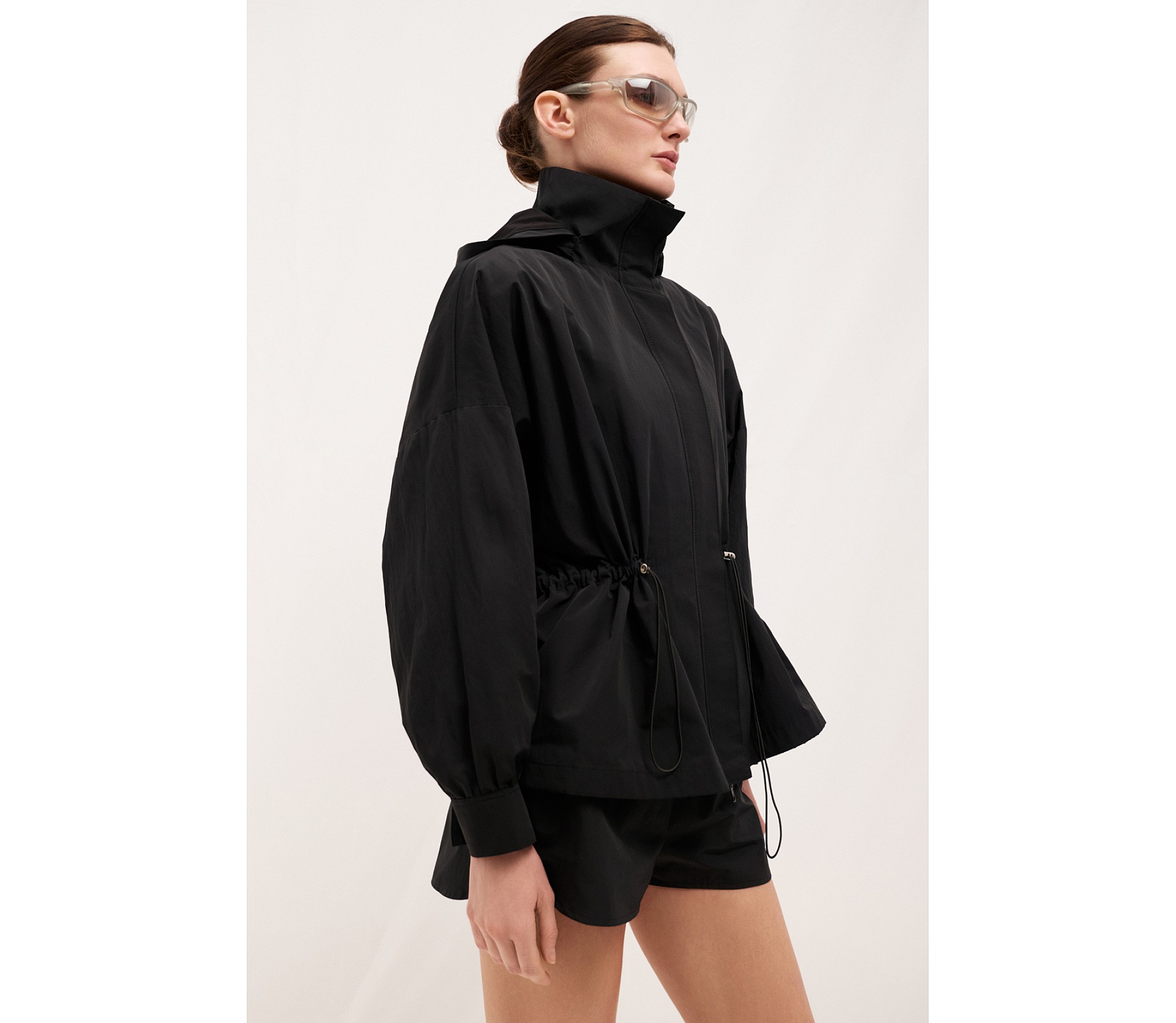 КУРТКА НЕЙЛОНОВАЯ С КАПЮШОНОМ