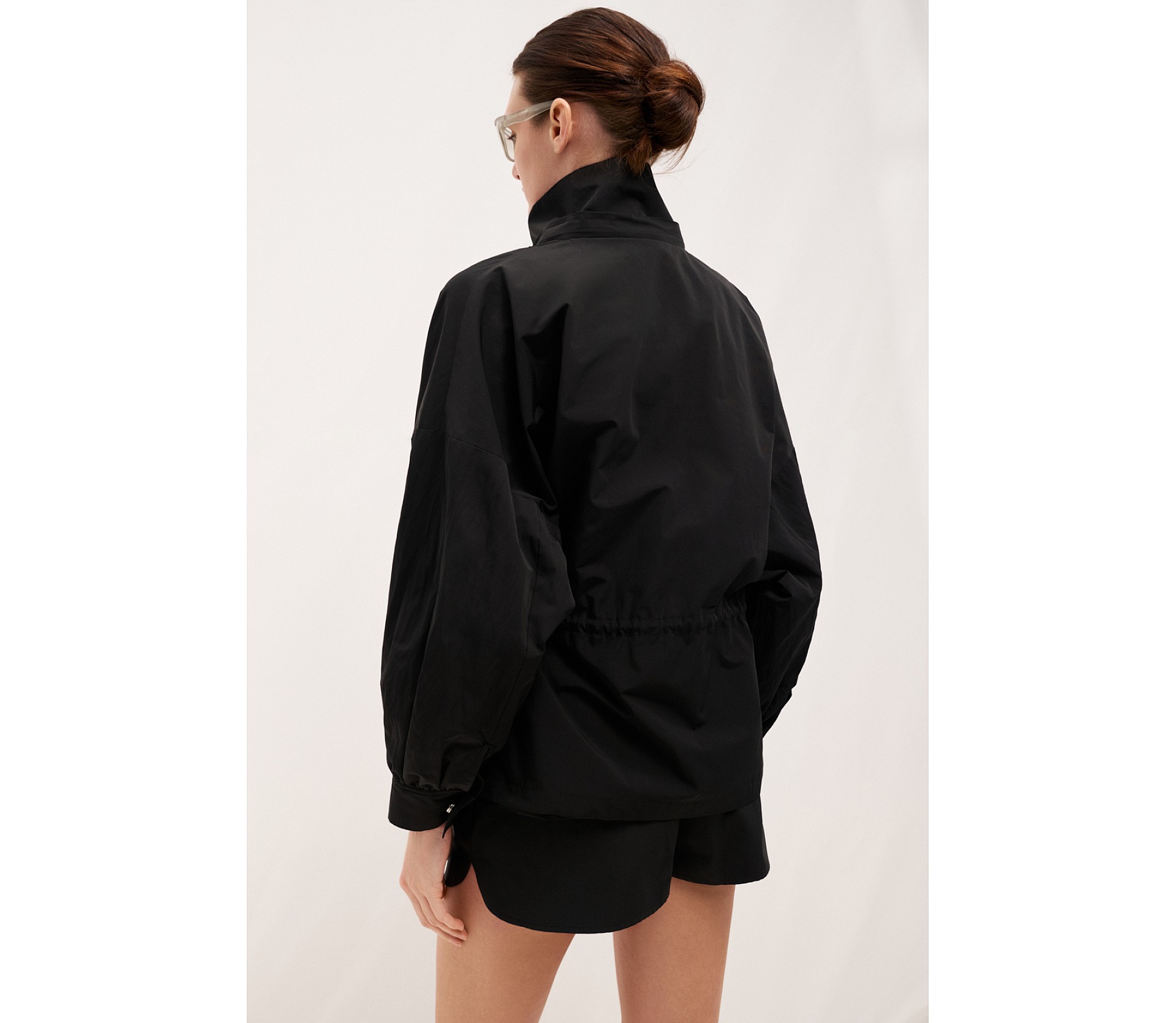 КУРТКА НЕЙЛОНОВАЯ С КАПЮШОНОМ