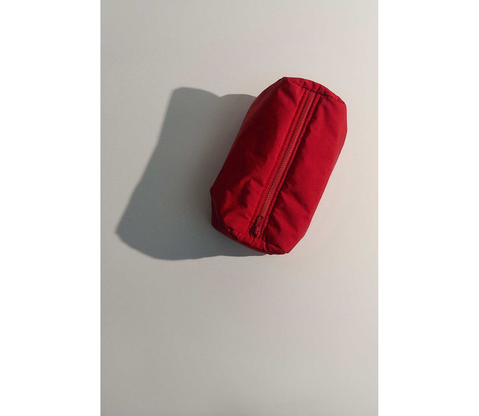 КОСМЕТИЧКА НЕЙЛОНОВА