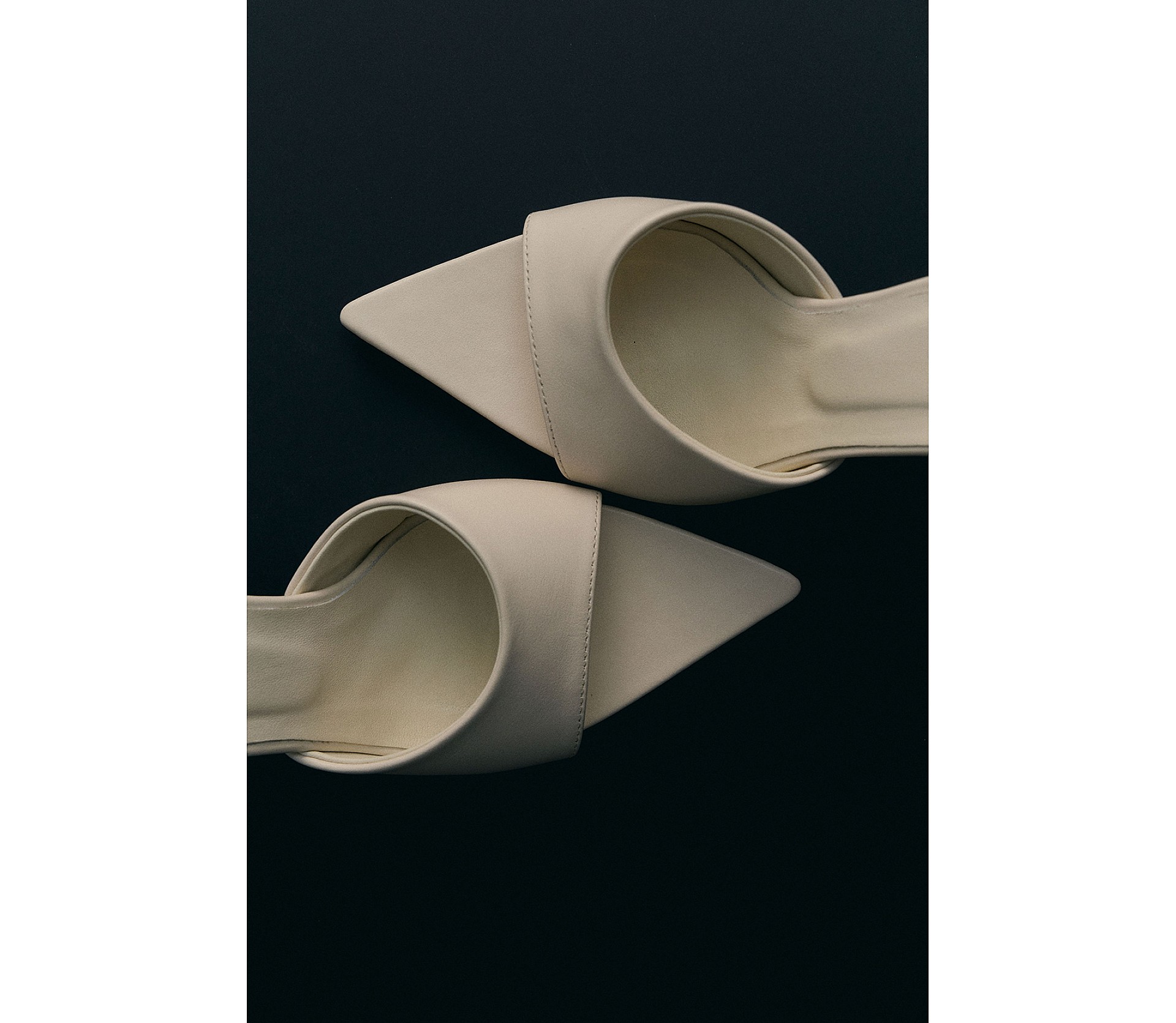 МЮЛІ НА ВИСОКИХ ПІДБОРАХ