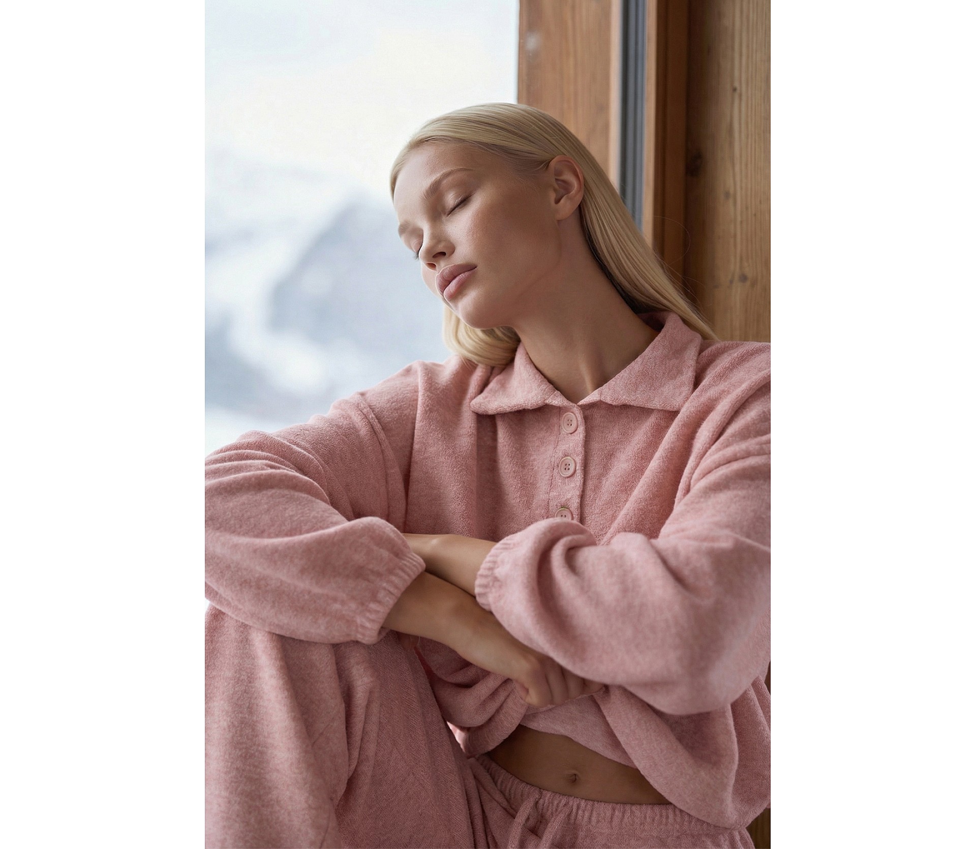 СВІТШОТ ІЗ КОМІРОМ ПОЛО