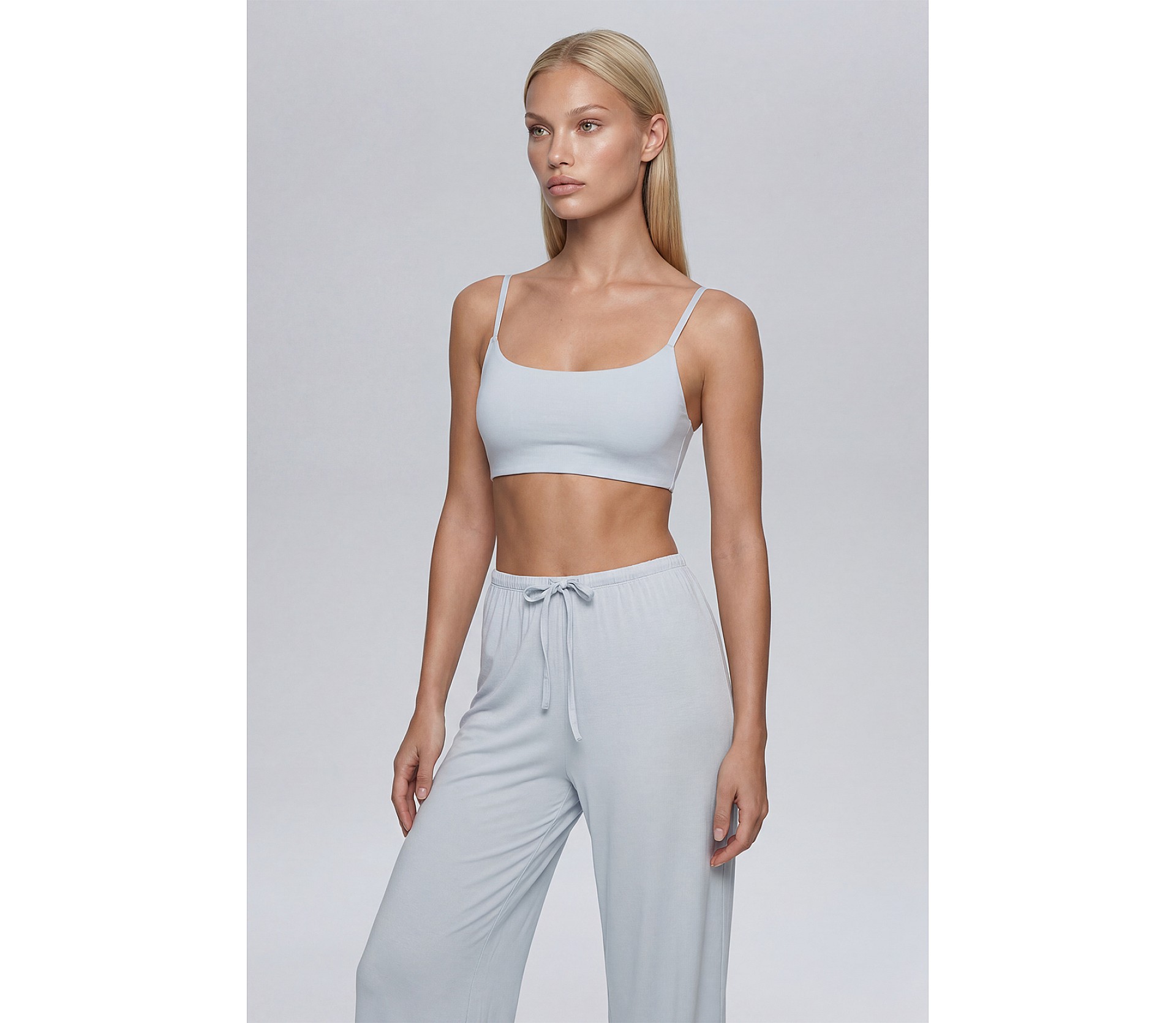 БРА З МОДАЛУ