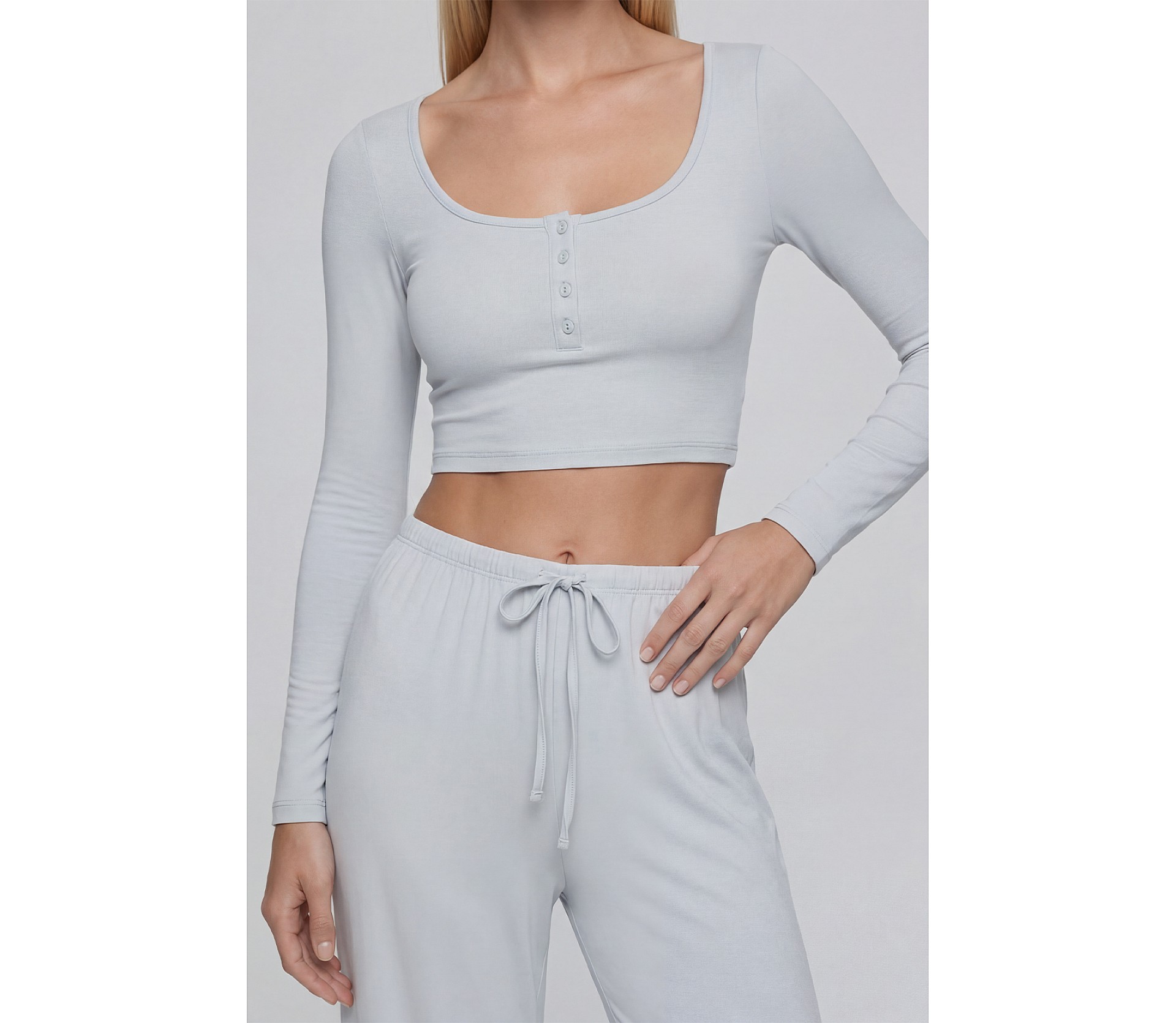 КРОП-ТОП З МОДАЛУ