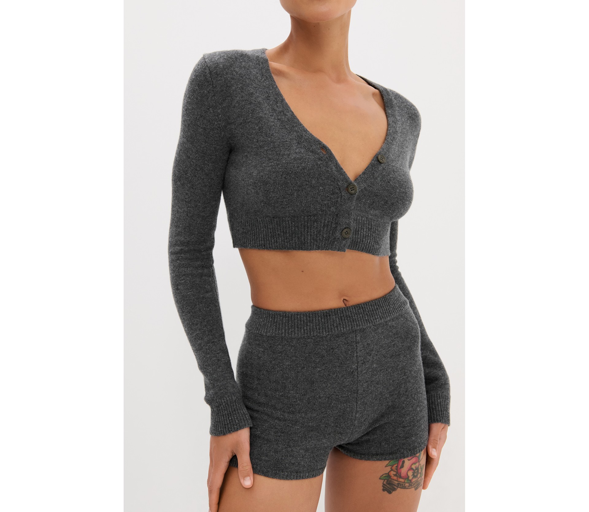 ШОРТИ З ДОДАВАННЯМ ВОВНИ ЯГНЯТИ