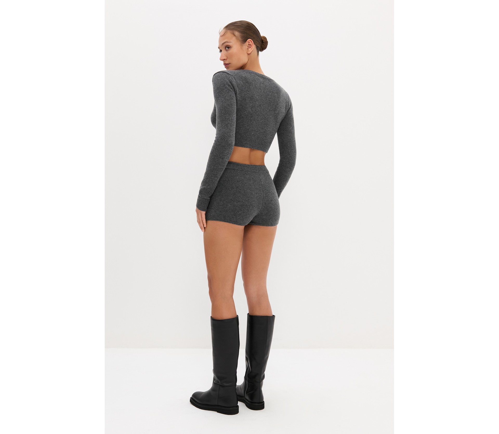 ШОРТИ З ДОДАВАННЯМ ВОВНИ ЯГНЯТИ