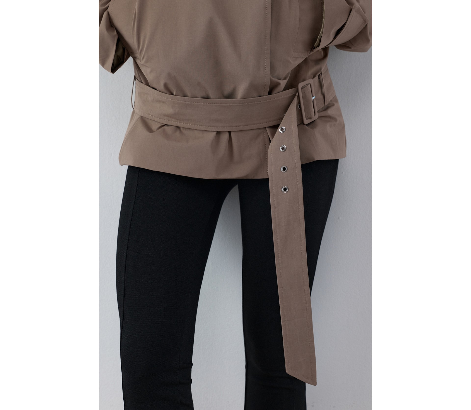 ТРЕНЧ УКОРОЧЕНИЙ