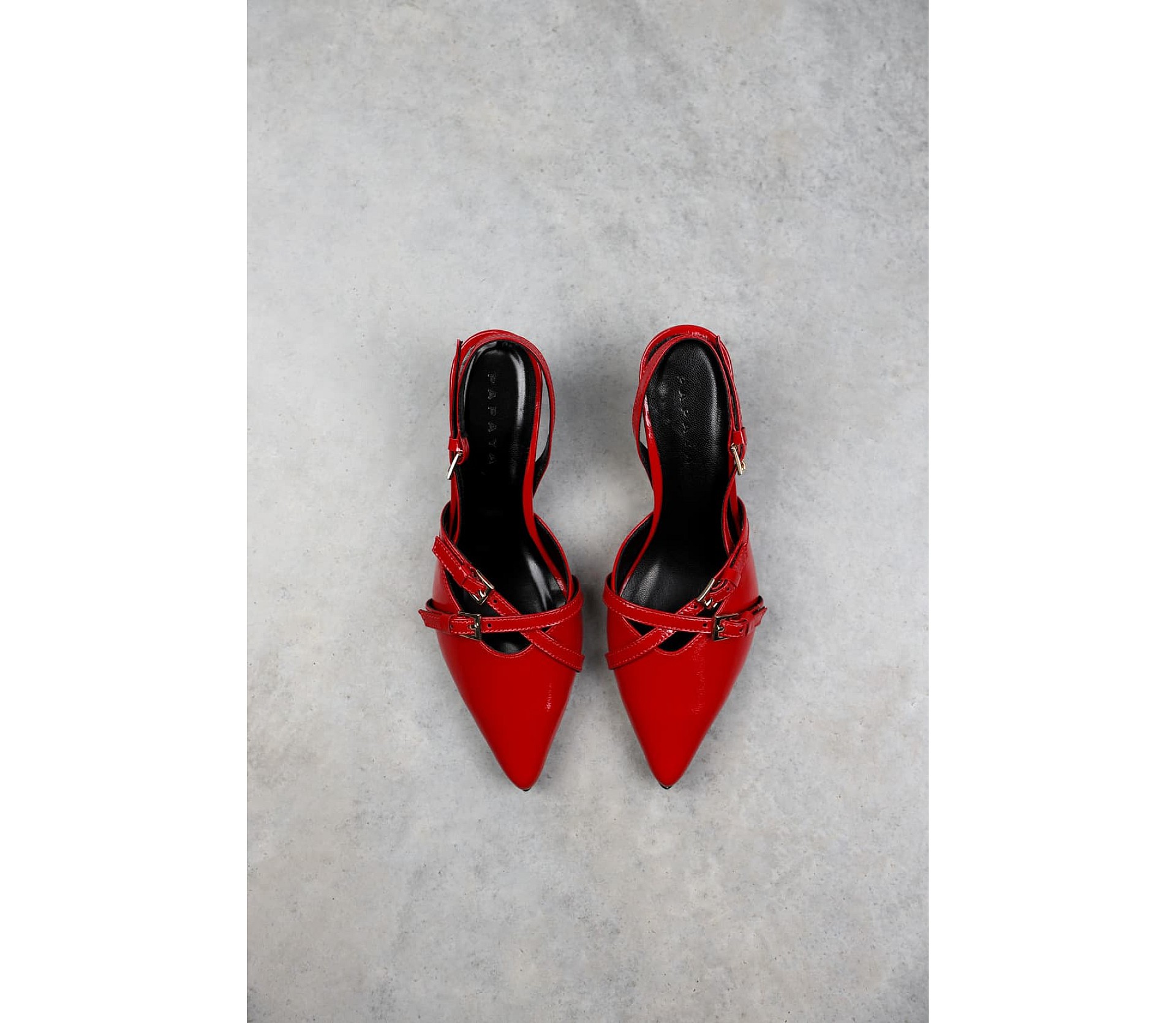 СЛІНГБЕКИ З РЕМІНЦЯМИ