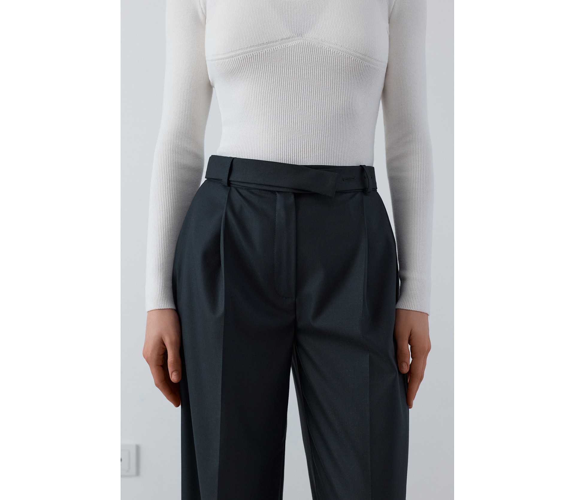 ШТАНИ ПРЯМОГО КРОЮ 