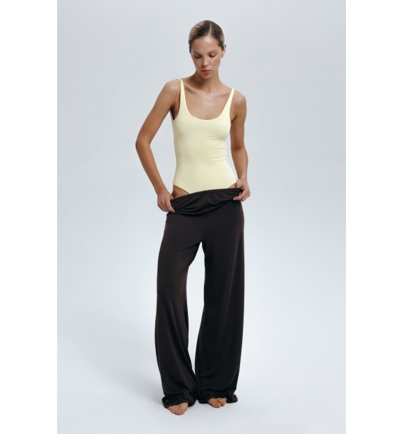 БОДІ З РЕГУЛЬОВАНИМИ БРЕТЕЛЯМИ