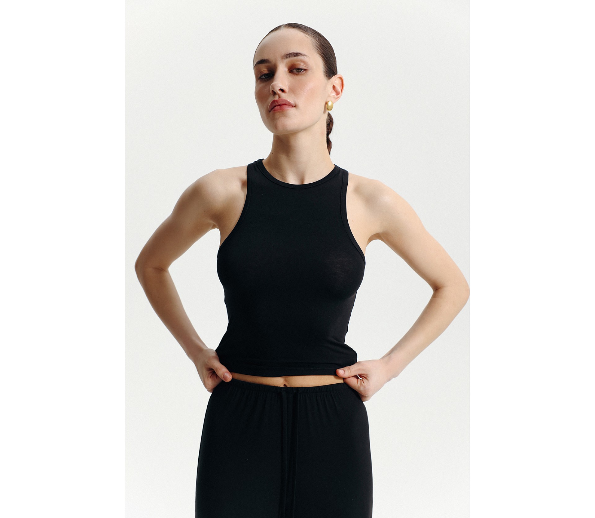 КРОП-ТОП ІЗ МОДАЛУ 