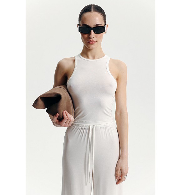 КРОП-ТОП ІЗ МОДАЛУ 