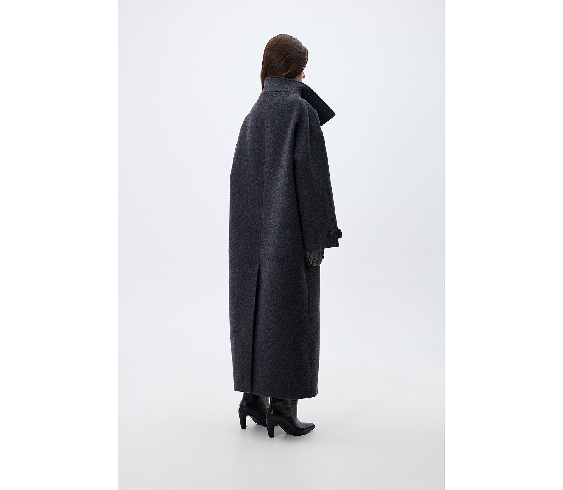 ПАЛЬТО МАКСІ З КОМІРОМ-СТІЙКОЮ ПАЛЬТО МАКСІ З КОМІРОМ-СТІЙКОЮ