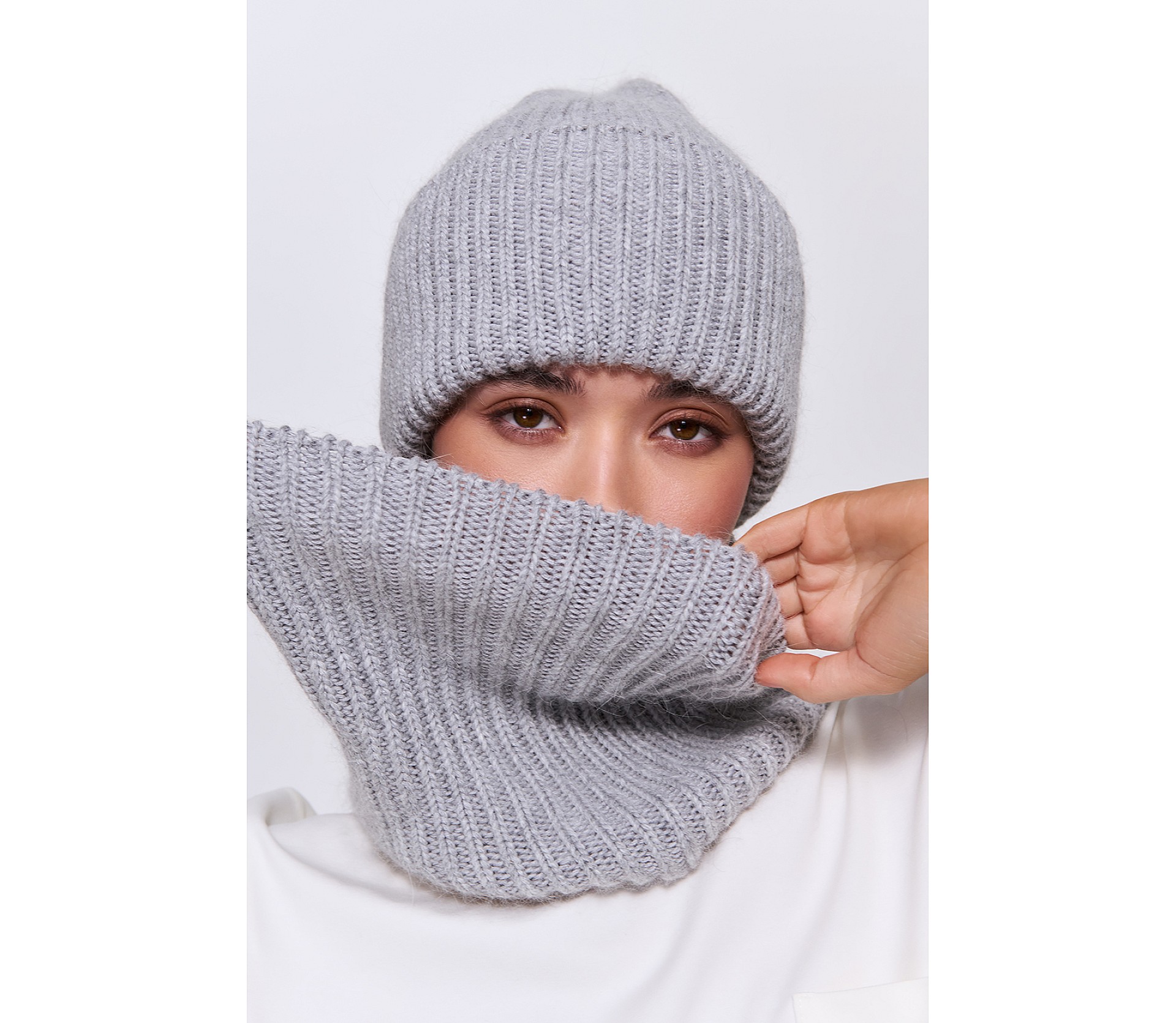 БАФ З АНГОРИ ПОДОВЖЕНИЙ