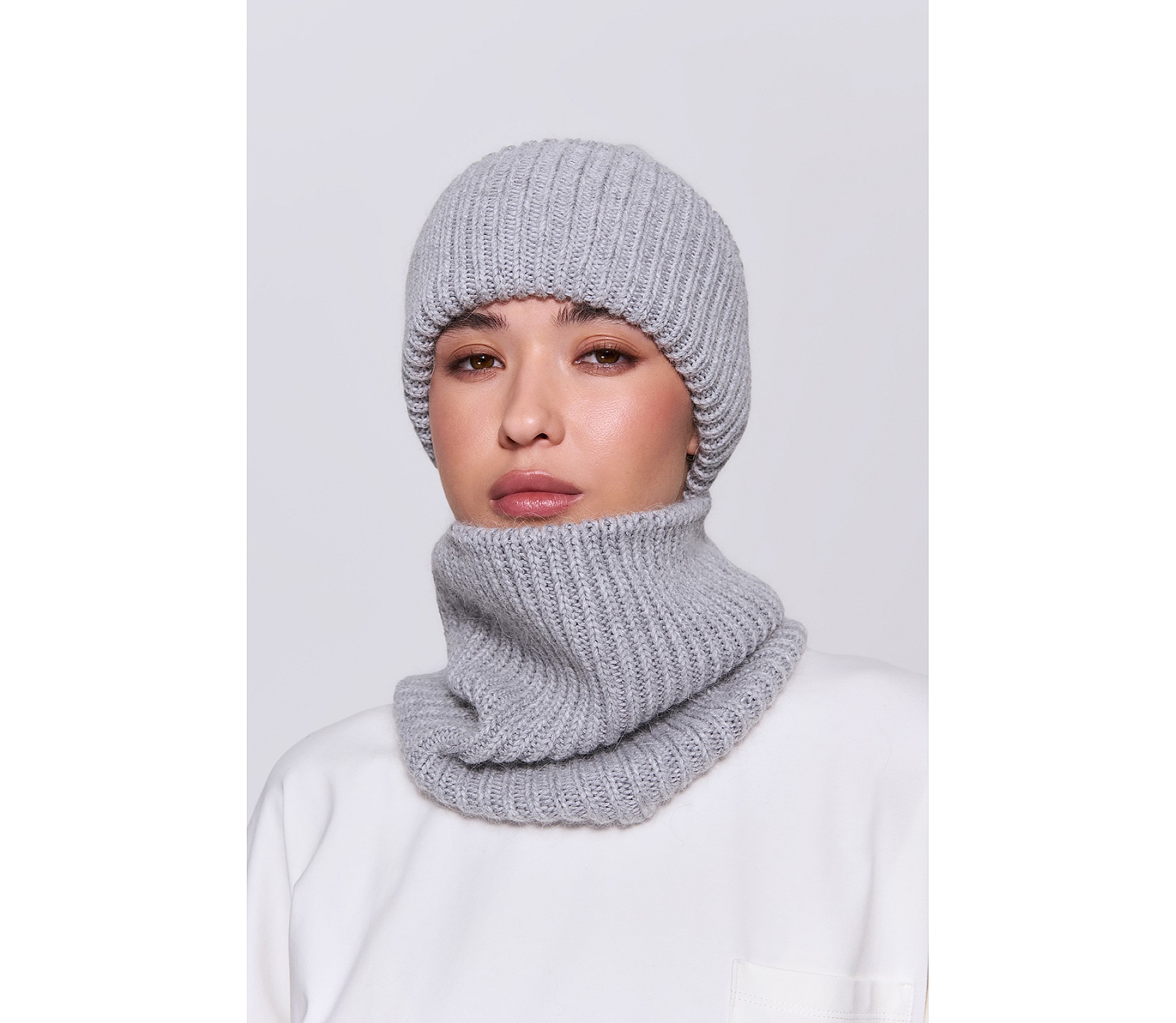 БАФ З АНГОРИ ПОДОВЖЕНИЙ