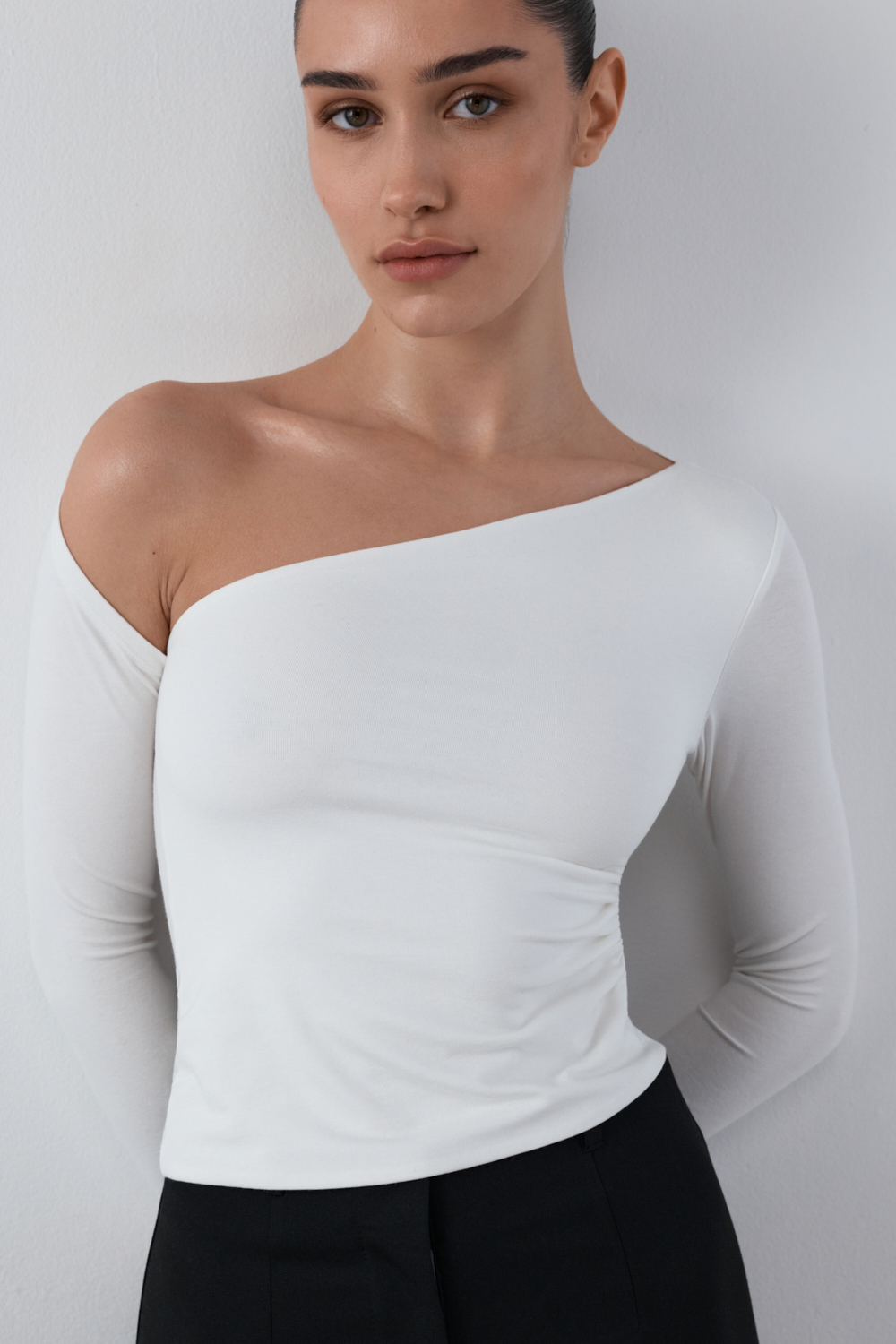 ТОП АСИМЕТРИЧНИЙ