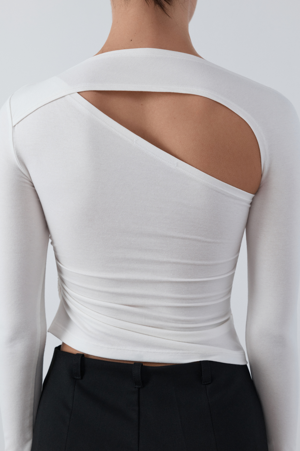 ТОП АСИМЕТРИЧНИЙ