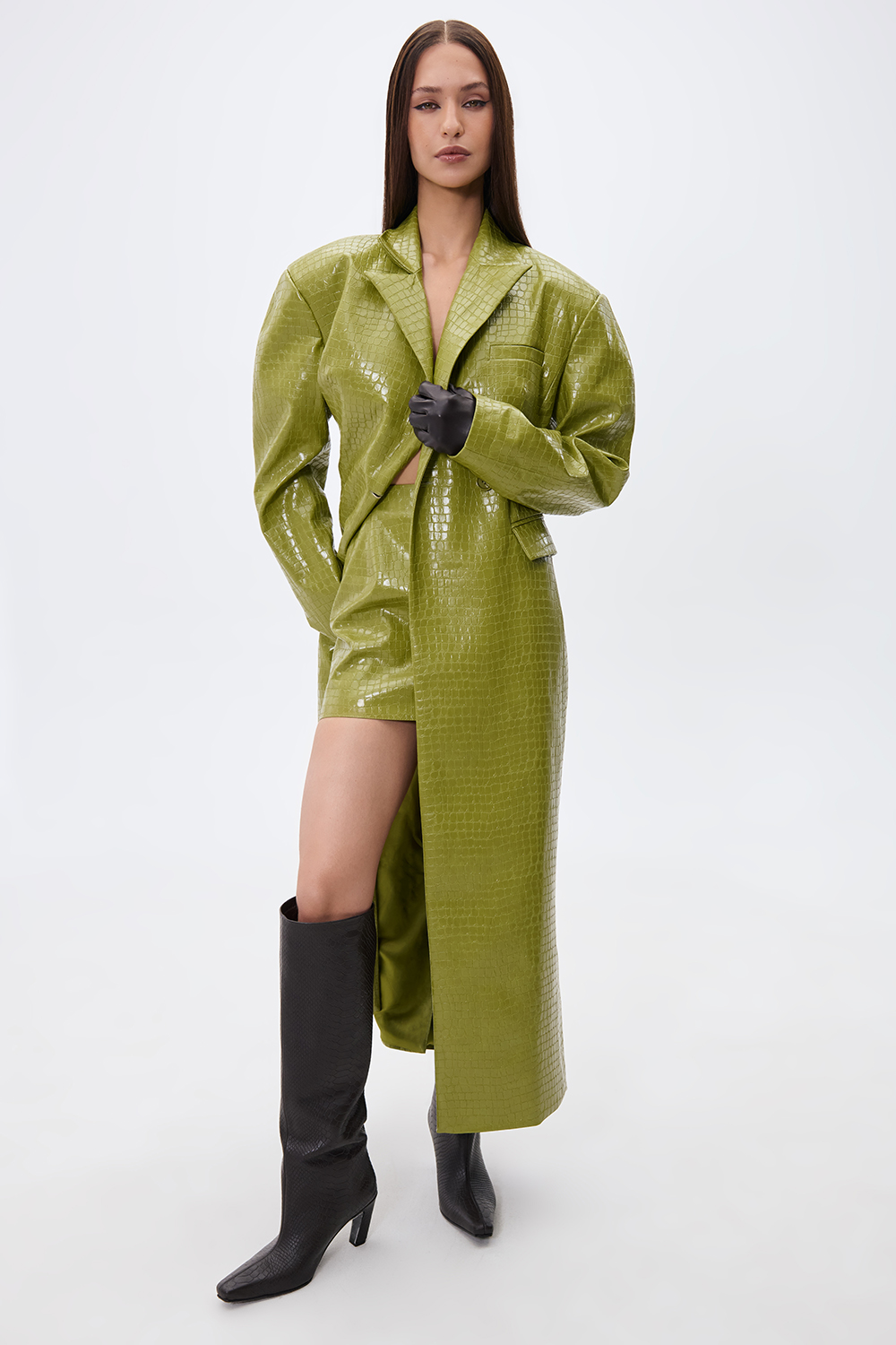 ПАЛЬТО ПРИТАЛЕНЕ З ЕФЕКТОМ КРОКОДИЛА